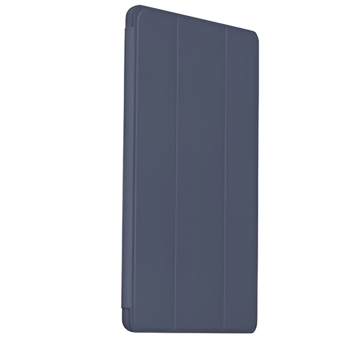 Primo piano di una custodia blu per tablet. La custodia è rettangolare con angoli arrotondati e pieghe verticali. Su sfondo bianco.
