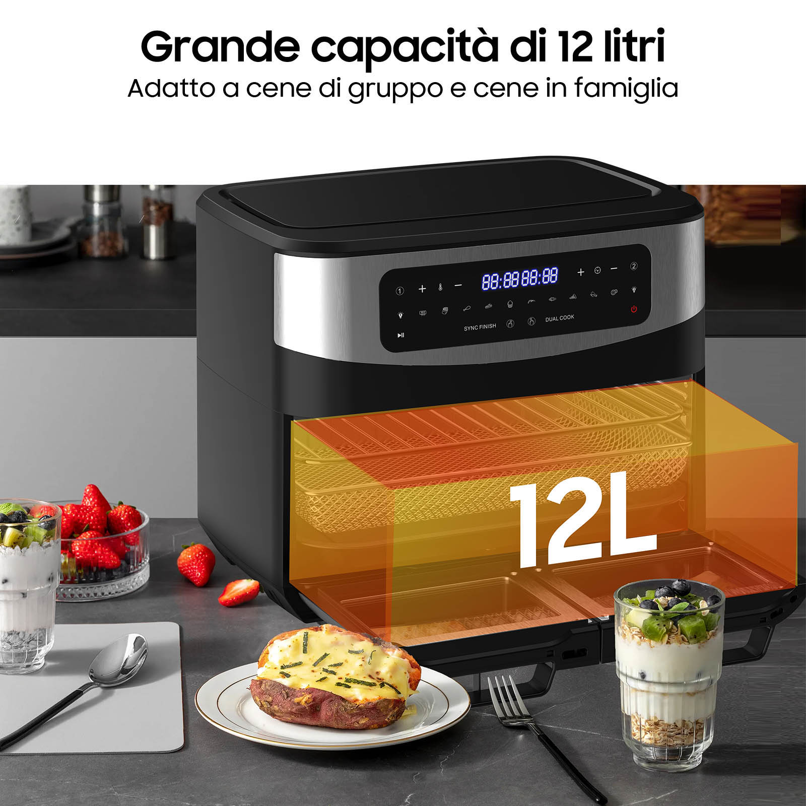 Una friggitrice ad aria con display digitale. Cibo e bevande sul tavolo. La capacità è di 12L.