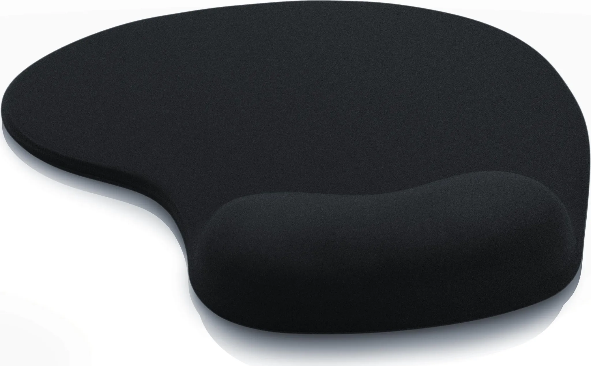 Ein schwarzes ergonomisches Mauspapier mit Handgelenkstütze liegt auf einer weißen Oberfläche. Das Pad ist nierenförmig.