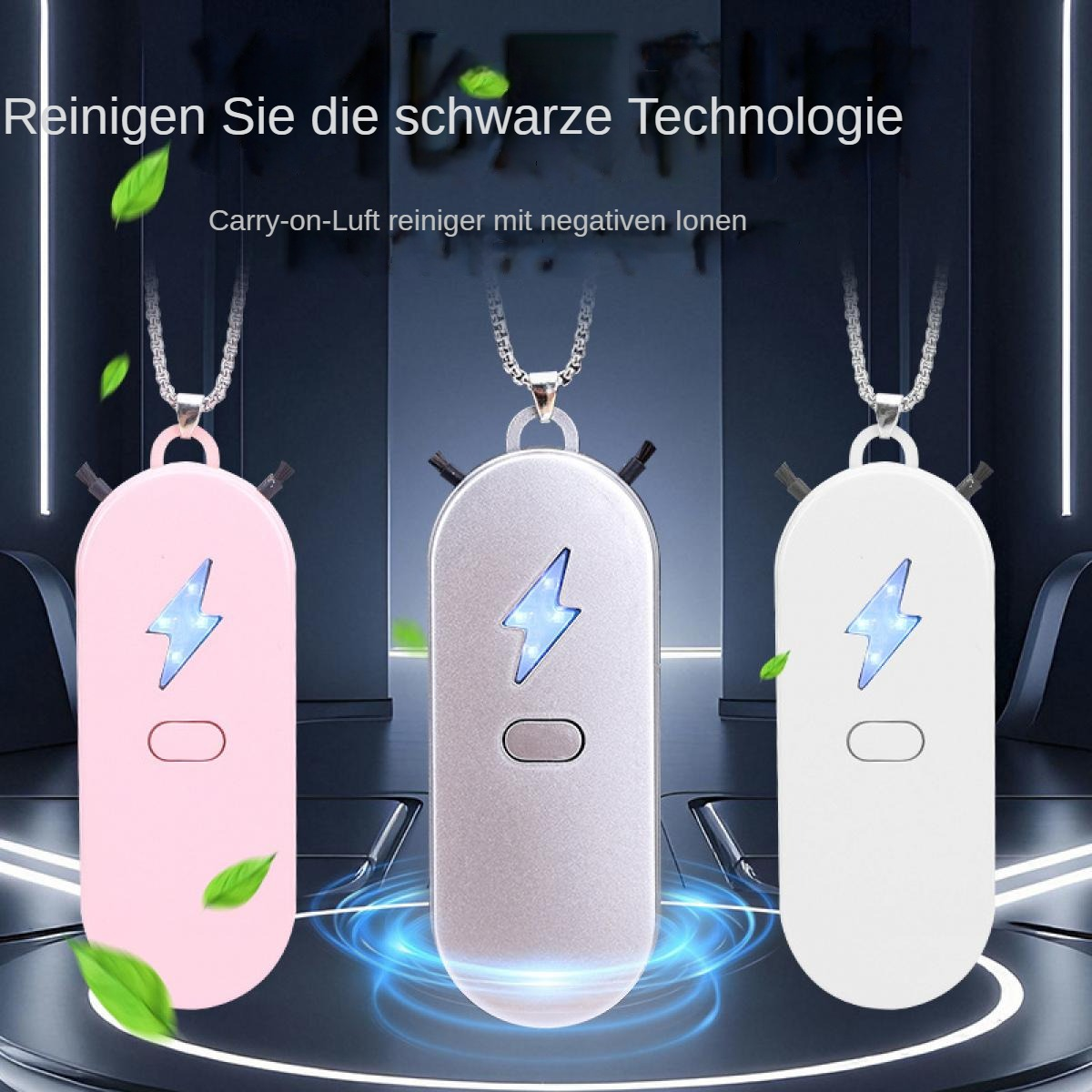 Drei Anhänger-Luftreiniger: rosa, silber und weiß. Jeder hat einen Blitz und eine Taste. Text auf Deutsch oben.