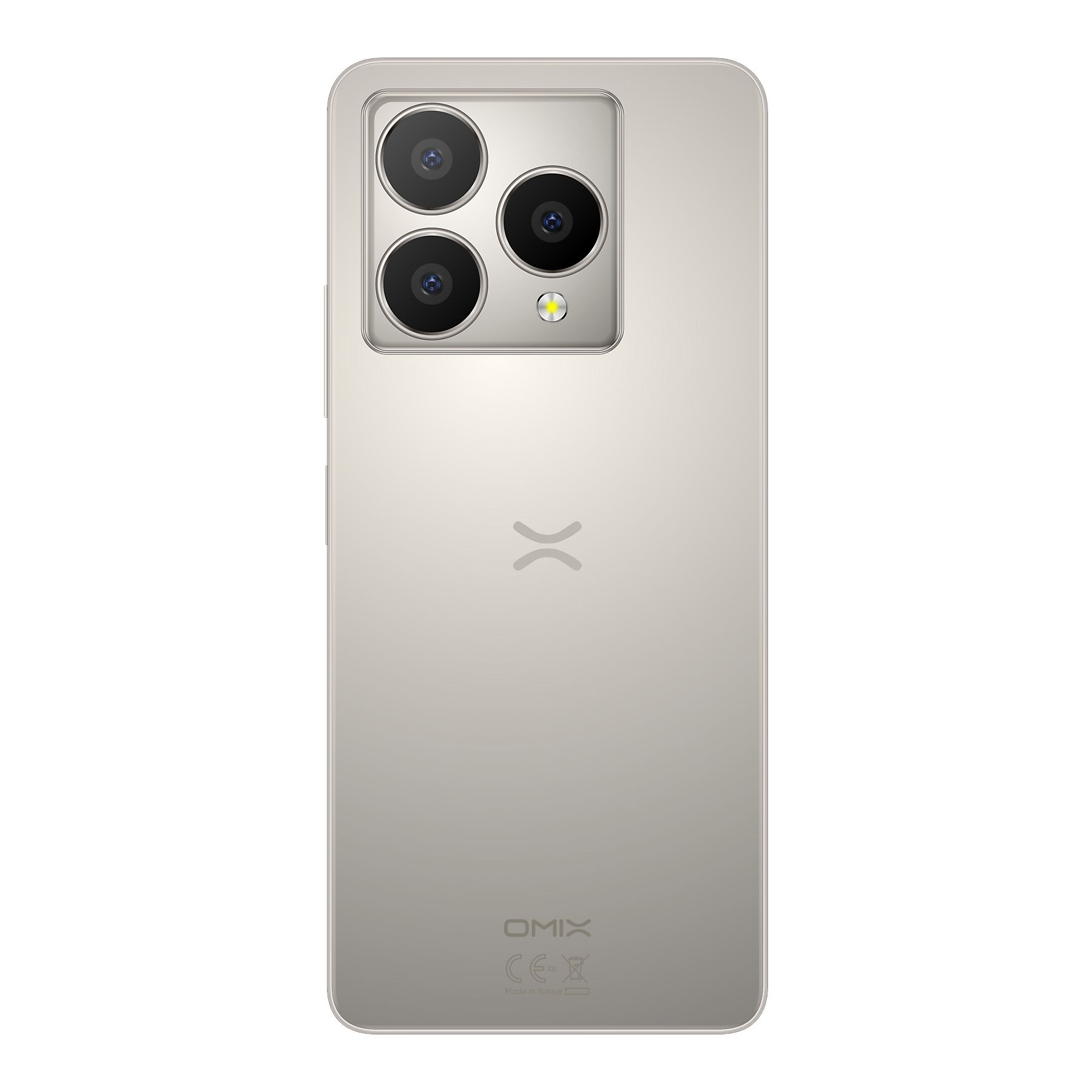 Bej bir akıllı telefonun arkası. Üç lensli bir kamera modülü var. Marka OMIX.