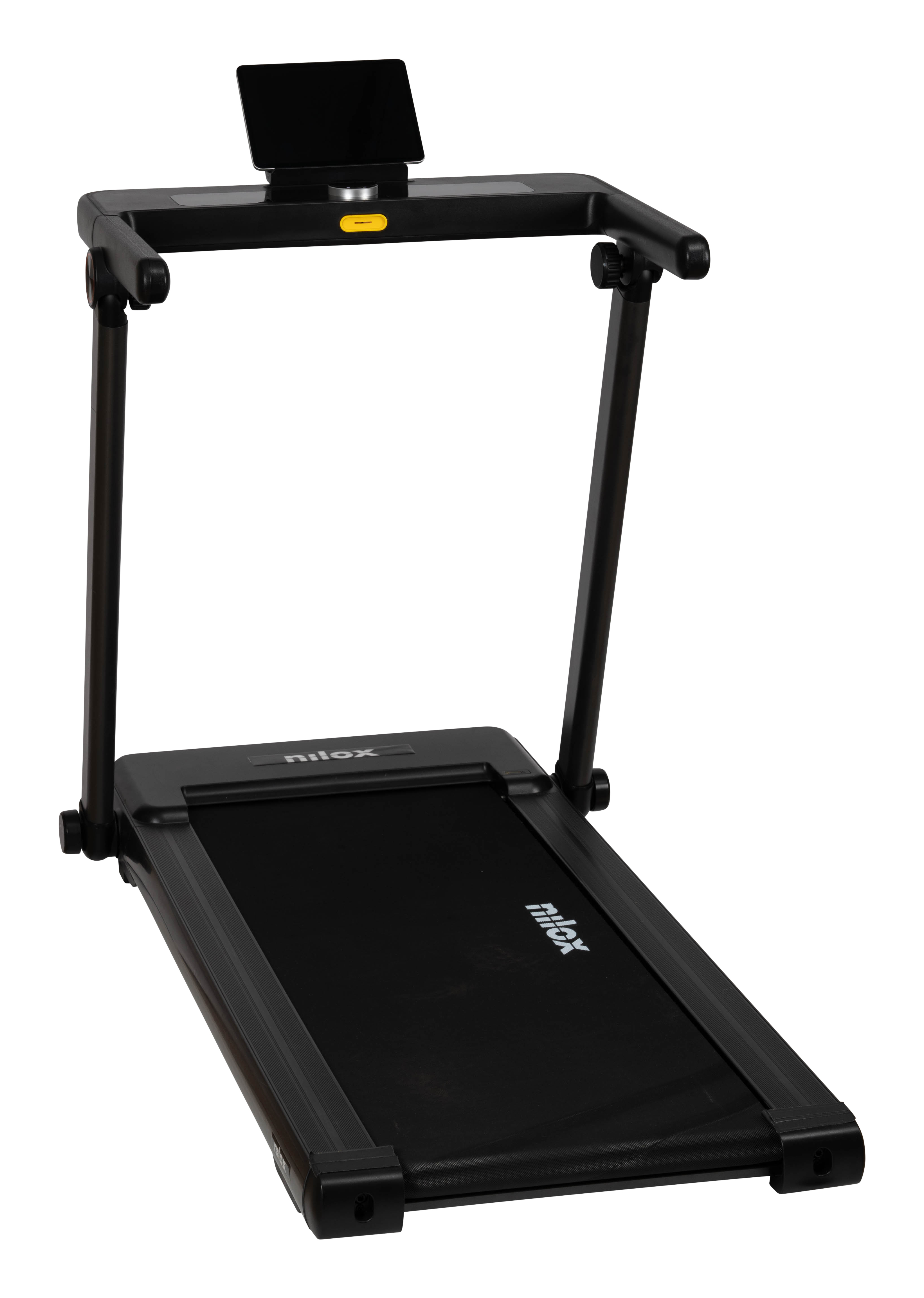 Una cinta de correr negra con pantalla. Tiene soportes negros y una superficie para correr. La marca es 'nilox'.