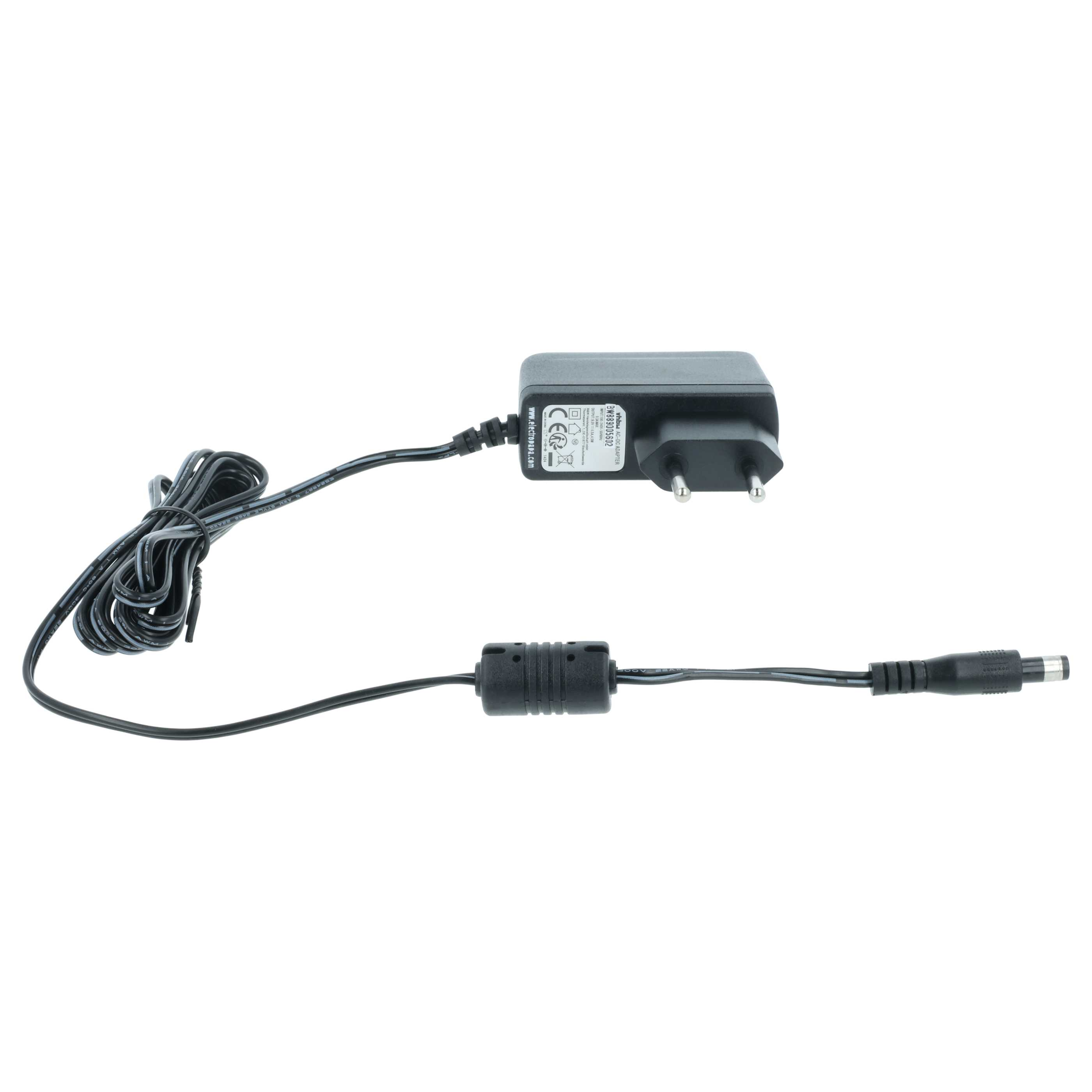 Ein schwarzes Netzteil mit Stecker, Kabel und Gleichstromanschluss auf weißem Hintergrund.