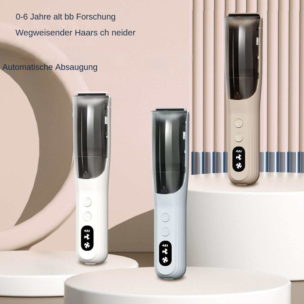 Drei elektrische Haarschneider auf Podesten. Weiß, Beige und Grau. Jeder hat eine Klinge, Knöpfe und ein digitales Display.