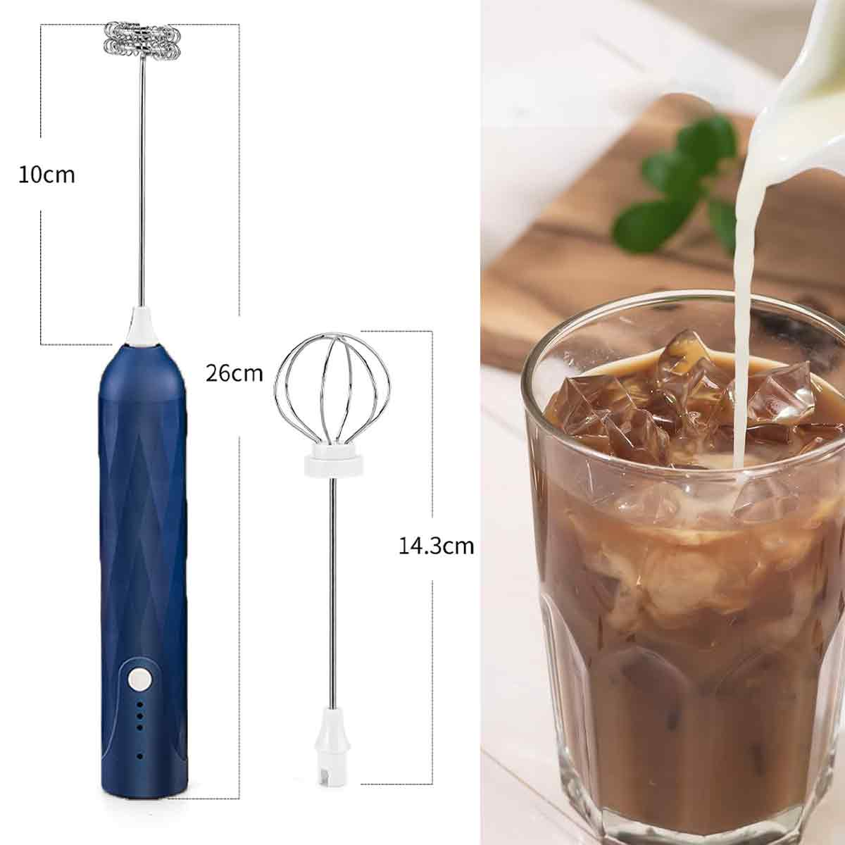 Ein Milchaufschäumer und ein Schneebesen sind neben einem Glas Eiskaffee abgebildet. Milch wird in das Glas gegossen. Abmessungen sind angegeben.
