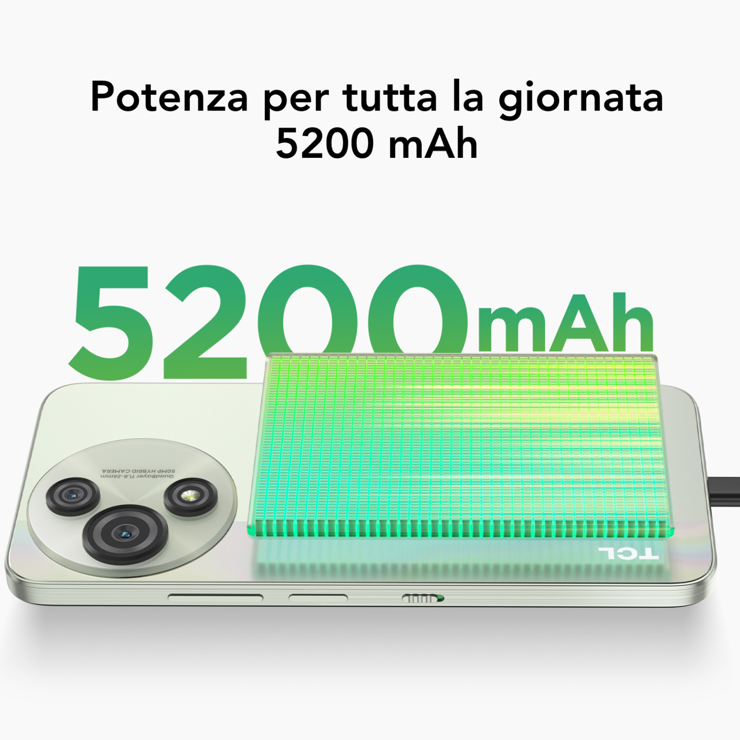 Telefon wyświetla 5200 mAh. Posiada potrójny aparat i ekran z zielonymi siatkami. Tekst: 'Potenza per tutta la giornata'.