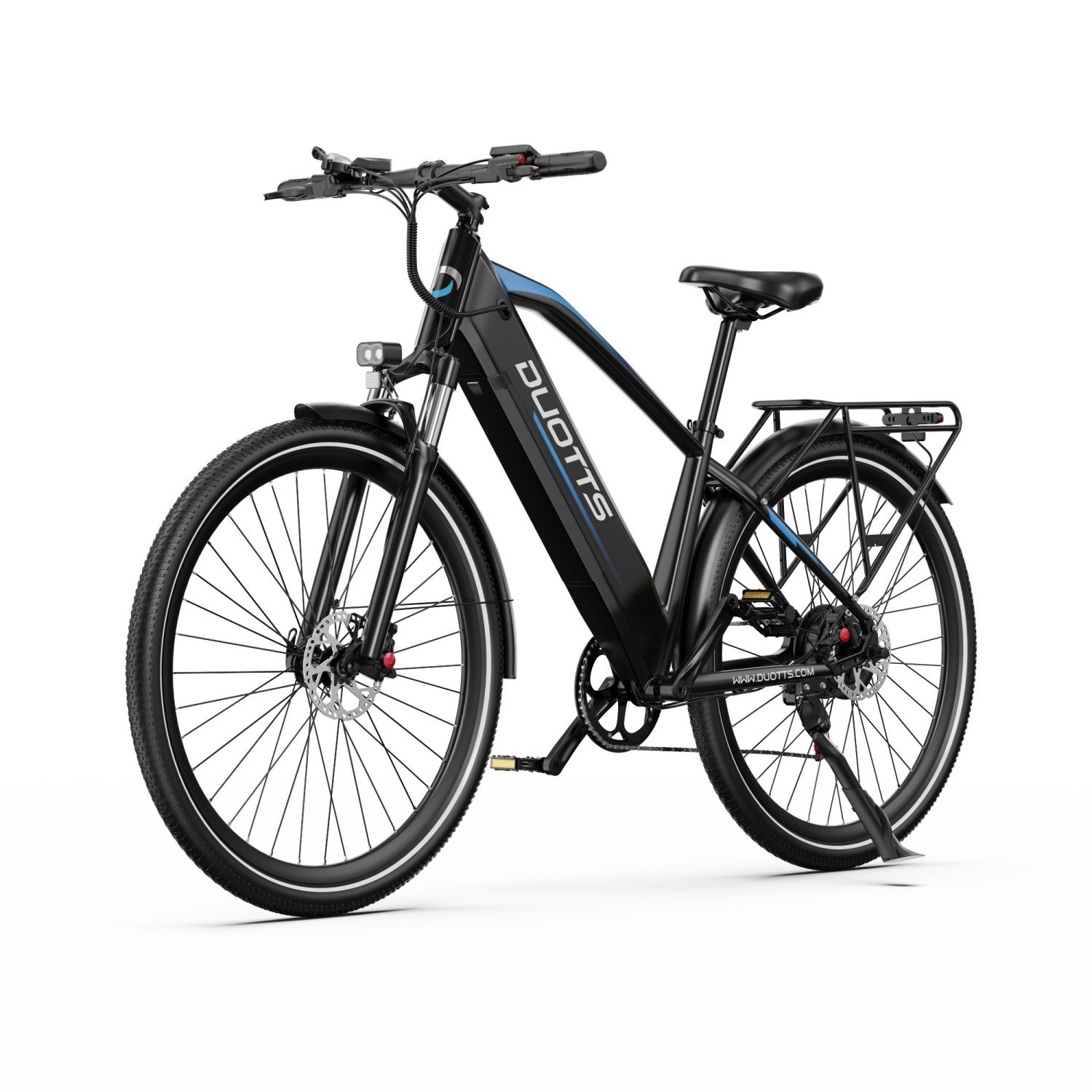 Schwarzes Elektrofahrrad mit blauen Akzenten, weißer Hintergrund. Merkmale: Frontlicht, Gepäckträger und DUOTTS-Marke.