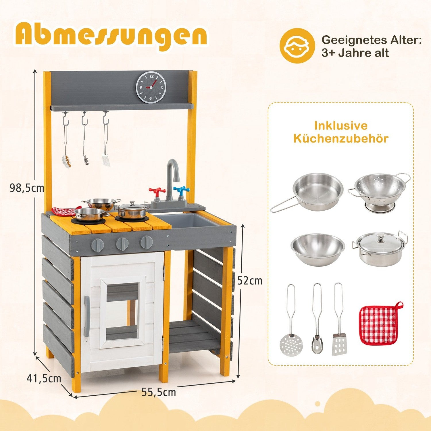 Un juego de cocina de juguete con encimera gris y marco amarillo. Incluye reloj, utensilios, ollas y accesorios. También se muestran las dimensiones.