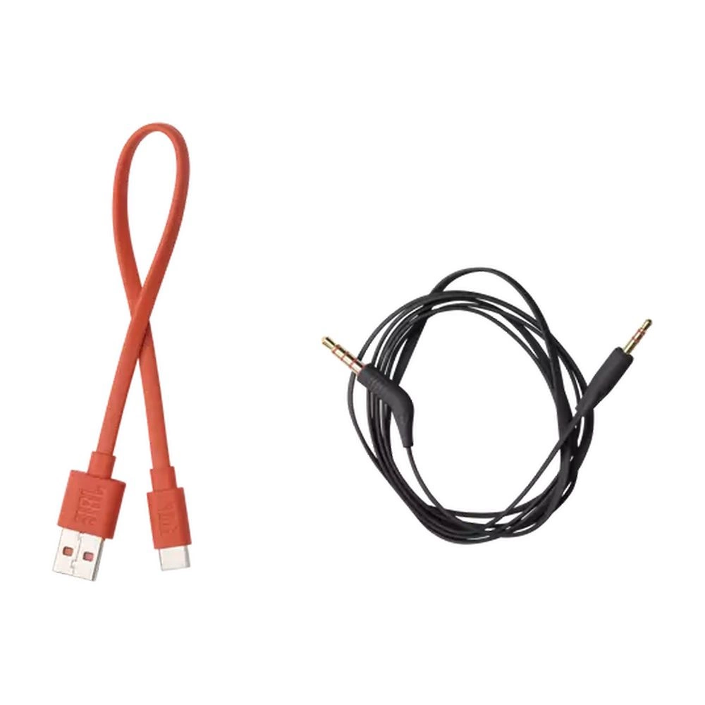 Dwa kable na białym tle. Jeden pomarańczowy kabel USB i jeden czarny kabel audio ze złotymi wtyczkami.