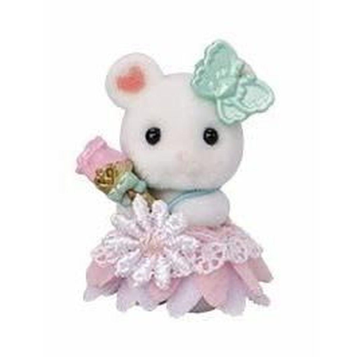 Una figura de ratón blanco con vestido rosa, sosteniendo una flor. Tiene un lazo verde en la cabeza. El fondo es blanco.