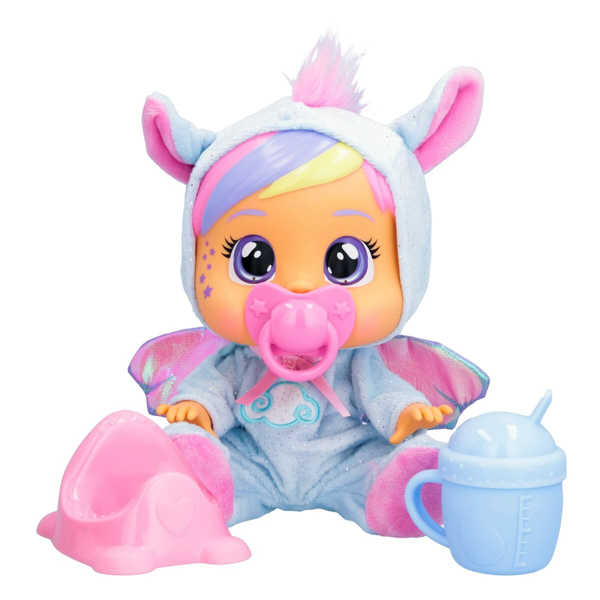 Una muñeca bebé con un traje de unicornio azul. Tiene un chupete y accesorios: un orinal y un biberón.