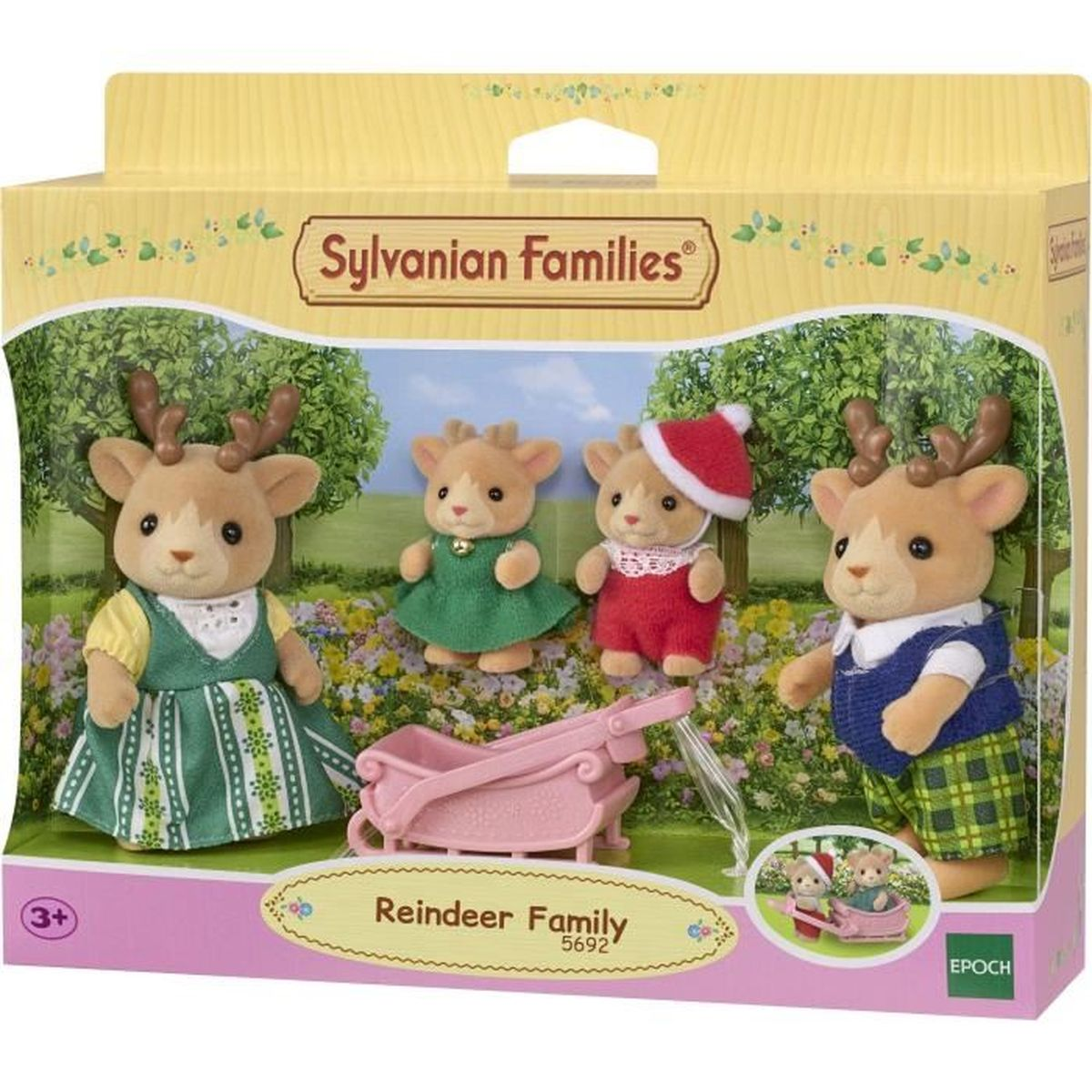 Un juego de Sylvanian Families Reindeer Family. Cuatro figuras de ciervos visten trajes. Un trineo rosa se encuentra frente a ellos, con árboles detrás.