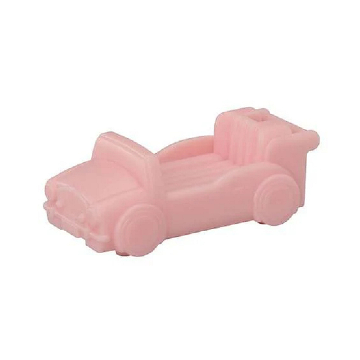 Un coche de juguete rosa, con cabina delantera, parte trasera abierta y cuatro ruedas. El coche está sobre fondo blanco.