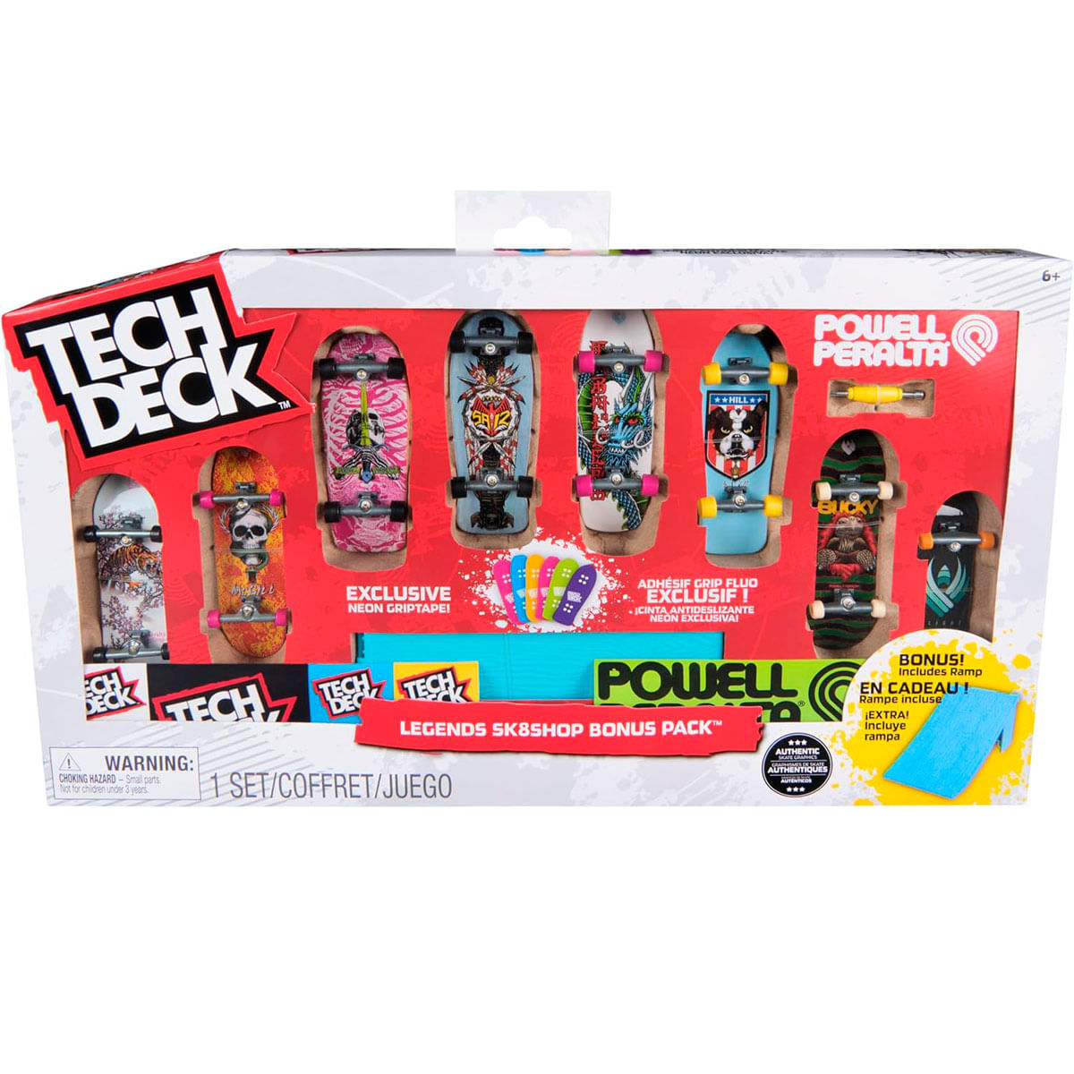 Un Tech Deck Legends SK8SHOP Bonus Pack con monopatines de juguete. Incluye una rampa y varios diseños de monopatines.