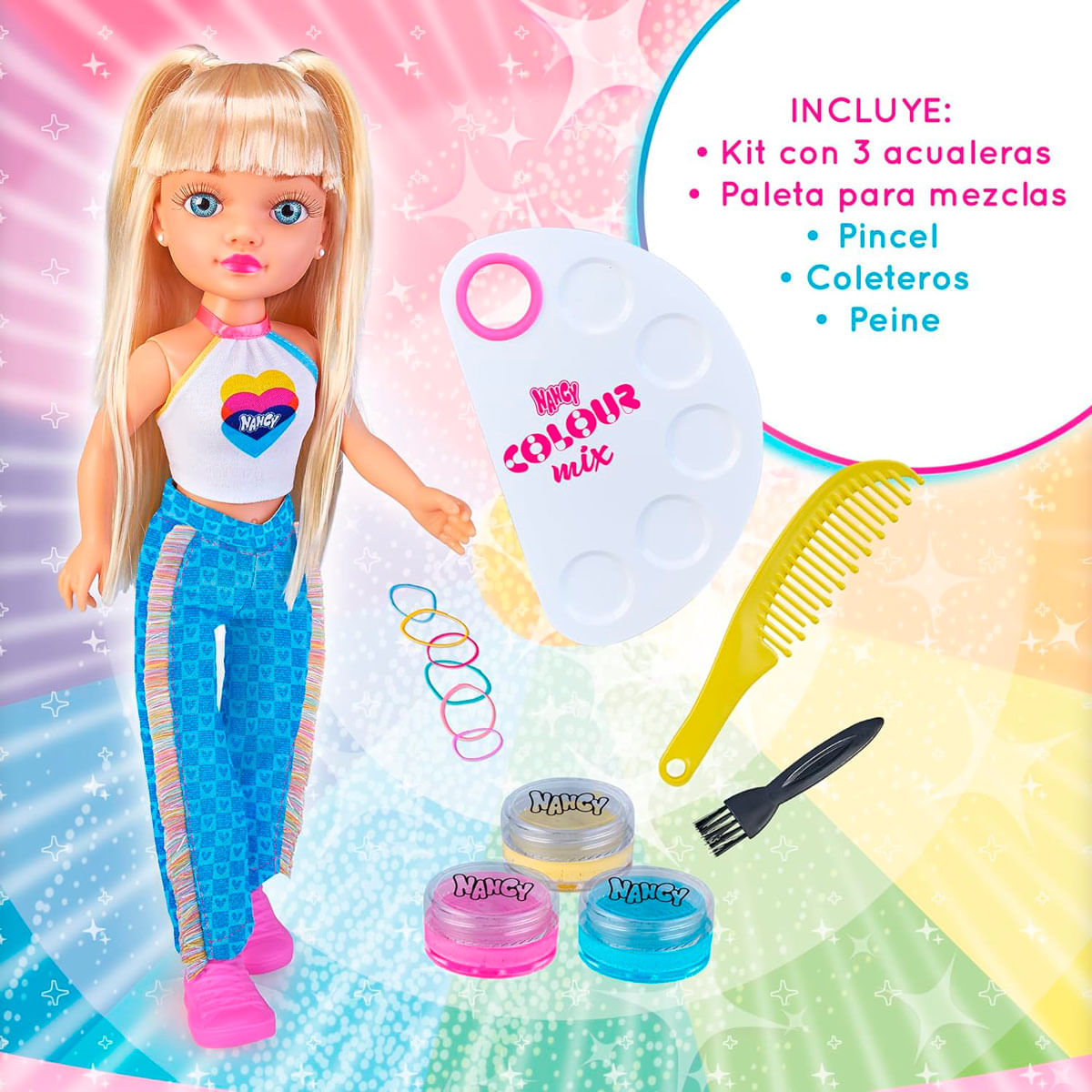 Una muñeca Nancy con cabello rubio, con una camiseta blanca y pantalones azules. Los accesorios incluyen una paleta, un peine y pinturas coloridas.