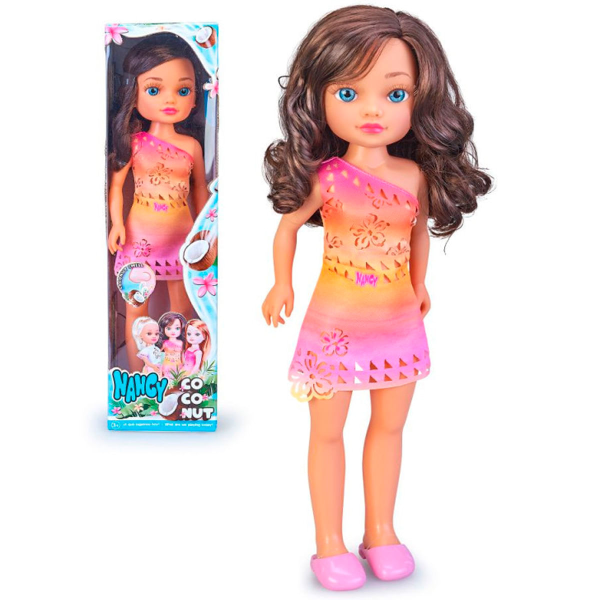 Una muñeca con cabello castaño y ojos azules que lleva un vestido rosa. Está de pie junto a su caja, que tiene la misma muñeca dentro.