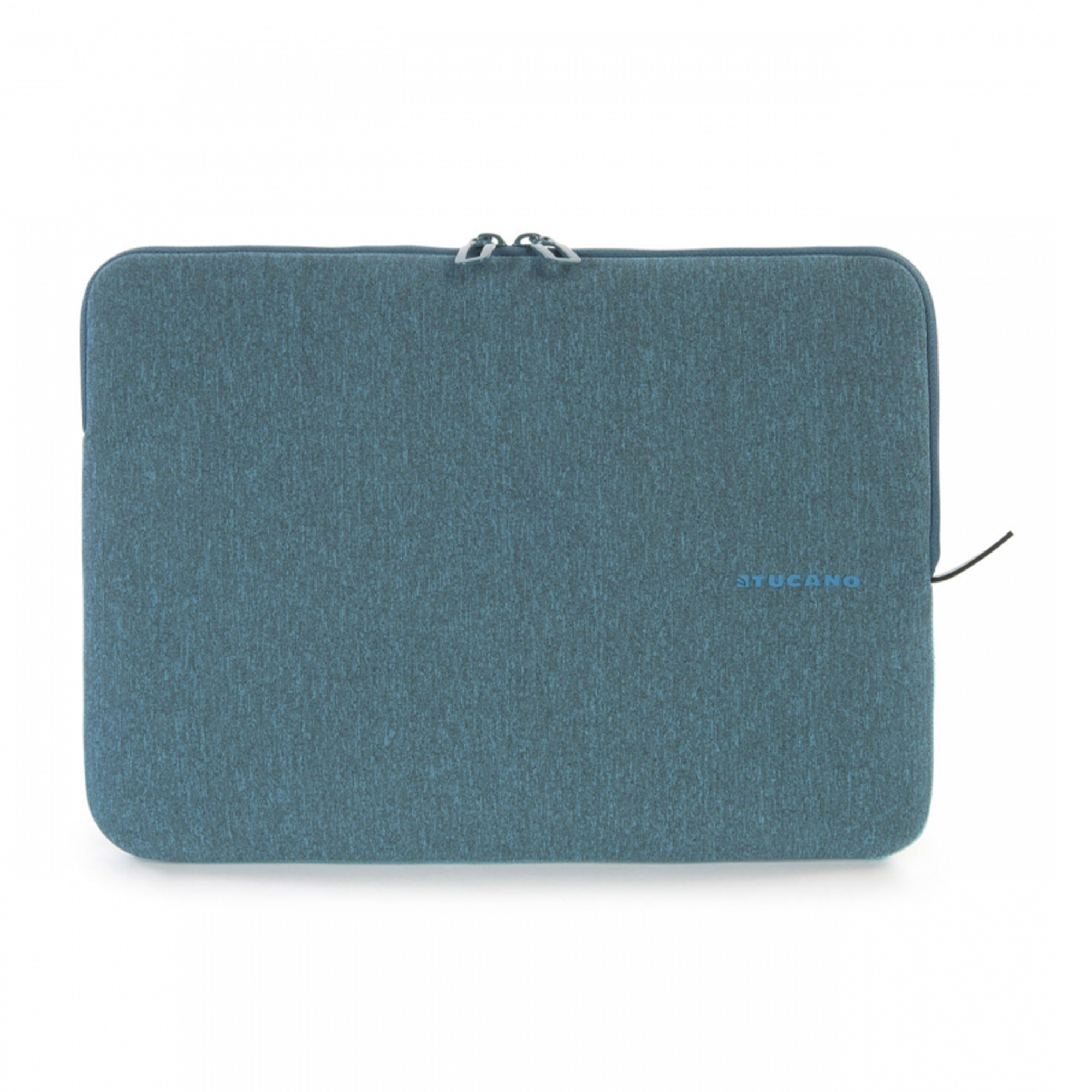 Eine türkisblaue Laptoptasche mit Reißverschluss. Der Markenname 'Tucano' ist sichtbar. Der Hintergrund ist weiß.