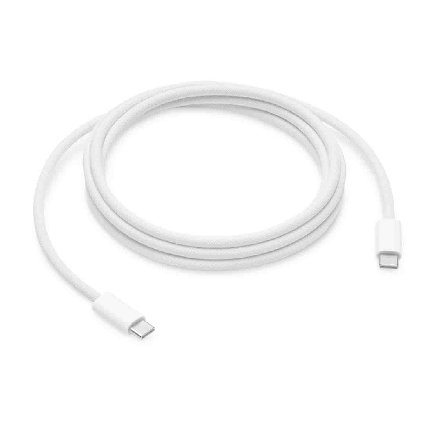 Biały kabel do ładowania USB-C zwinięty na białym tle. Kabel ma złącza USB-C na każdym końcu.