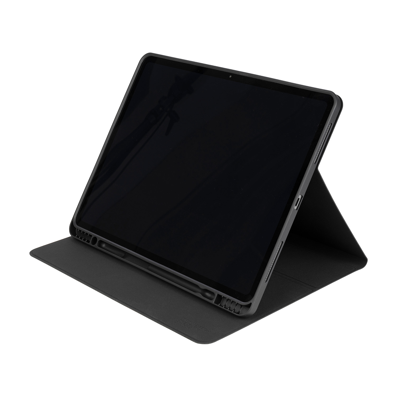 Un tablet nero, racchiuso in una custodia protettiva grigio scuro, è aperto su una superficie bianca. La custodia funge anche da supporto.