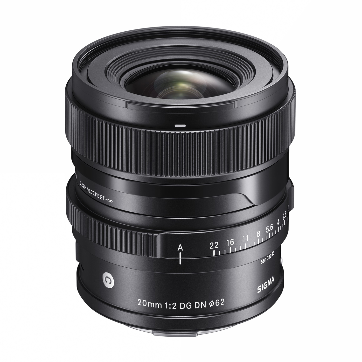 Un obiettivo Sigma 20mm nero. Ha anelli per la messa a fuoco e il diaframma. I segni includono i numeri f e i dettagli della lunghezza focale.