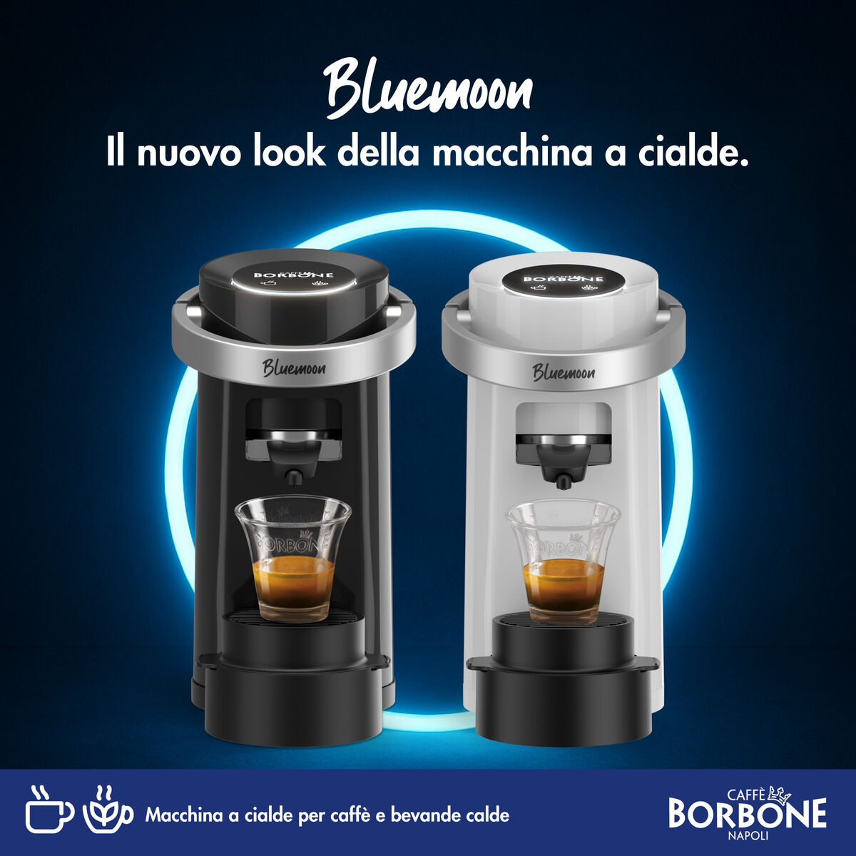 Zwei Kaffeemaschinen, schwarz und weiß, mit Espresso in Gläsern. 'Bluemoon'-Logo und 'Caffè Borbone'-Branding sind sichtbar.