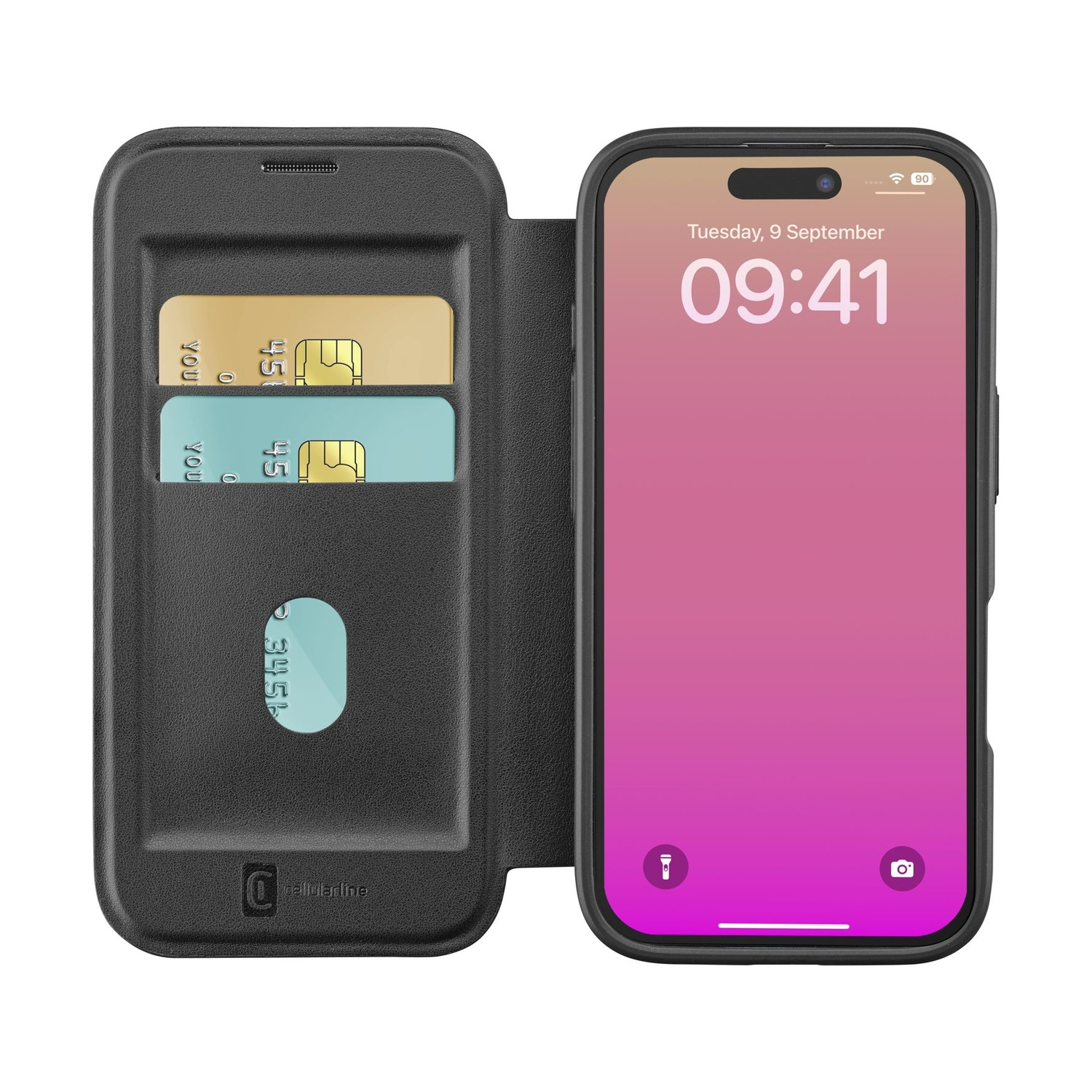Schwarze Handyhülle mit Telefon und zwei Karten sichtbar. Der Bildschirm zeigt Uhrzeit und Datum.