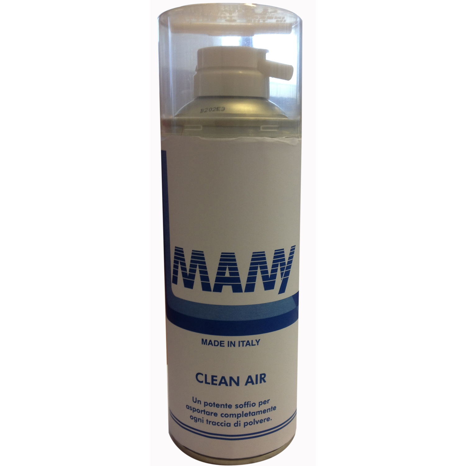 Puszka Clean Air, z białą etykietą, niebieskimi akcentami i tekstem w kilku językach. Posiada przezroczystą plastikową nasadkę.