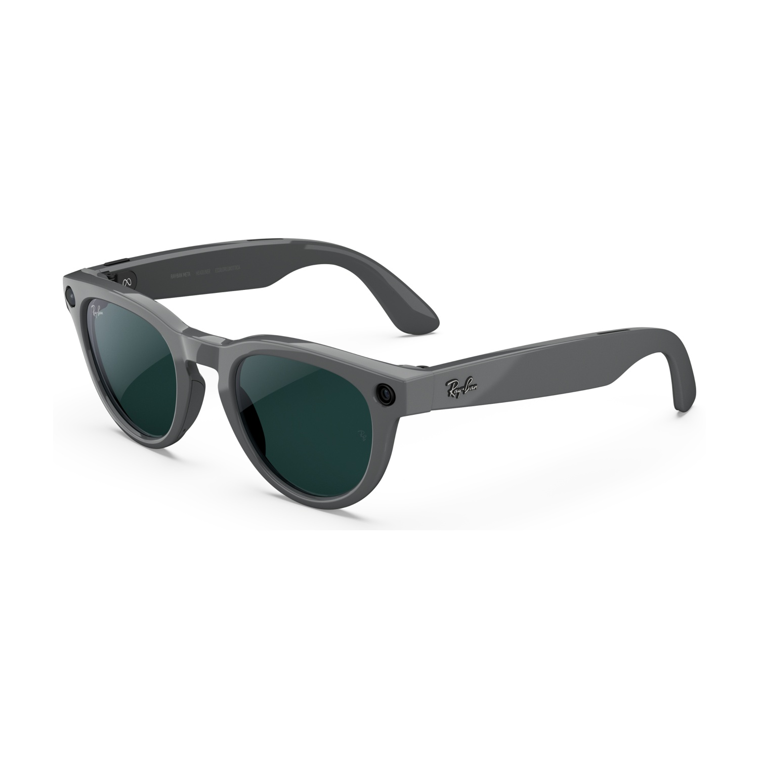 Occhiali intelligenti Ray-Ban grigi con lenti scure su sfondo bianco. Il logo Ray-Ban è visibile sull'asta.