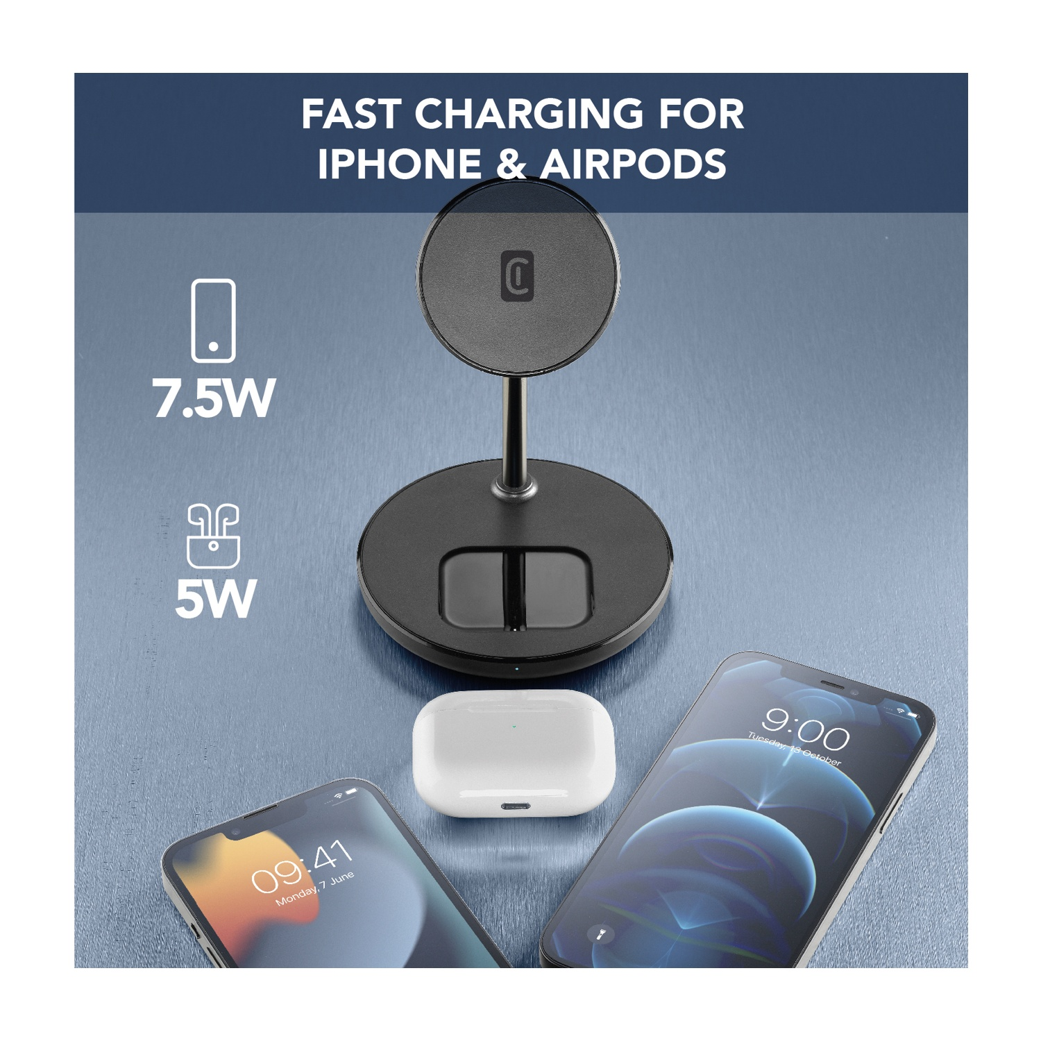 Schwarze Ladestation mit iPhone und AirPods. Zeigt Ladeleistung an. Telefone zeigen Zeit und Datum. Weißes AirPods-Etui.