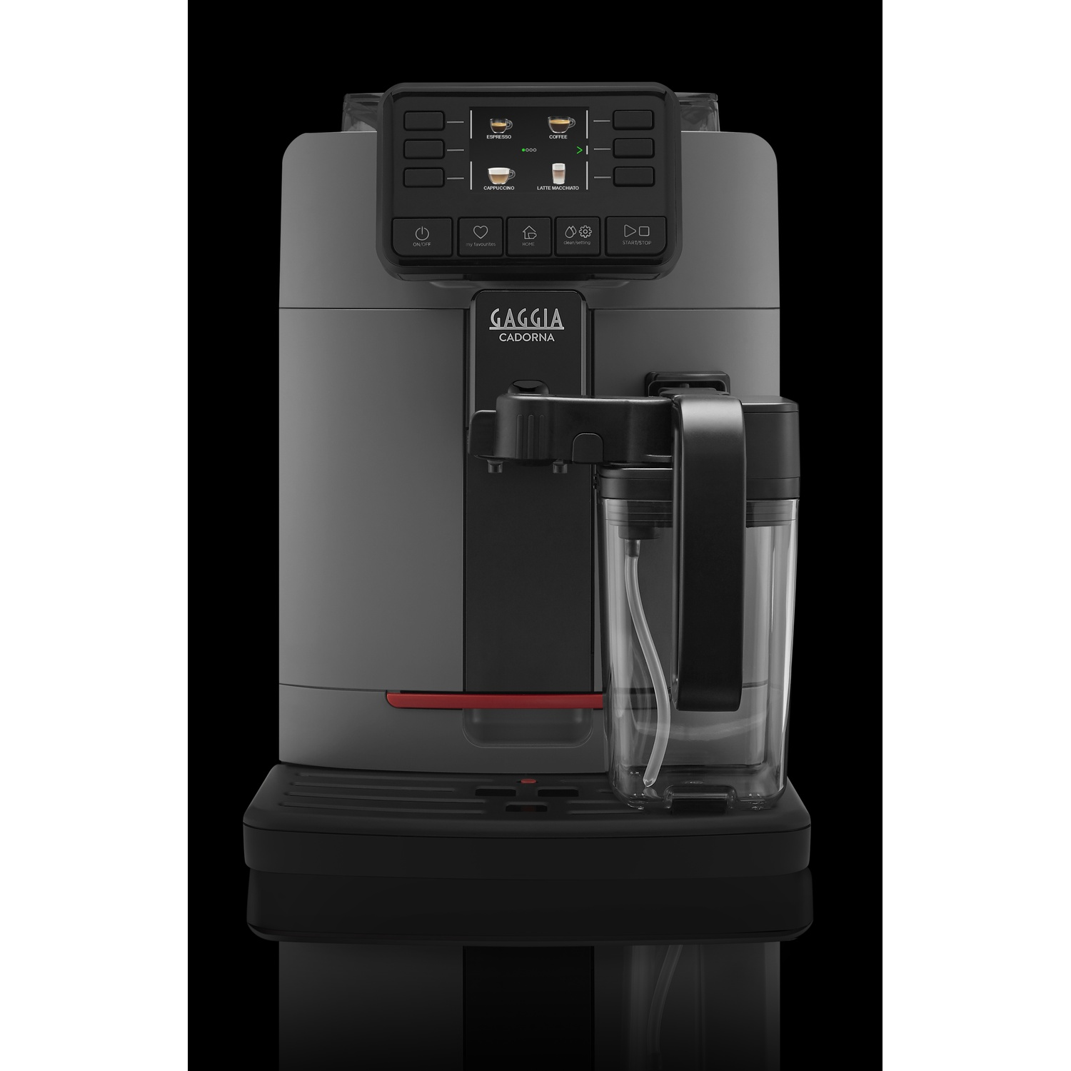Een grijze Gaggia Cadorna koffiemachine met een zwarte voet en een transparante watercontainer. Het heeft een digitaal display en knoppen.