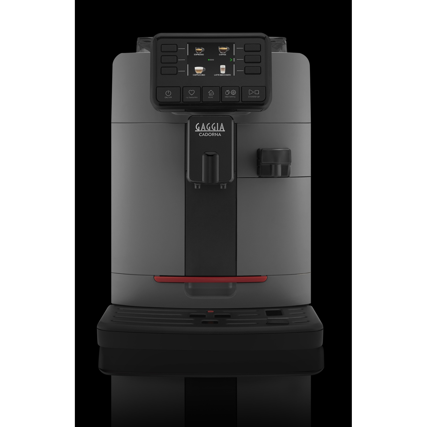 Een grijze Gaggia Cadorna espressomachine op een zwarte achtergrond. Het heeft knoppen voor espresso, koffie, cappuccino en latte macchiato.