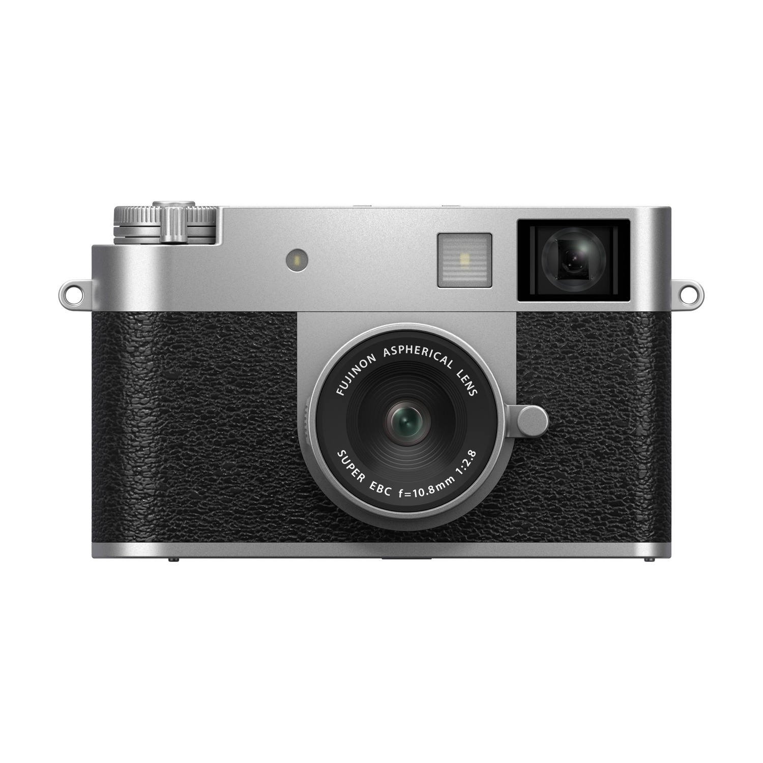 Een zilverzwarte Fujifilm camera is gecentreerd. Het heeft een lens, flitser en verschillende knoppen. De achtergrond is wit.