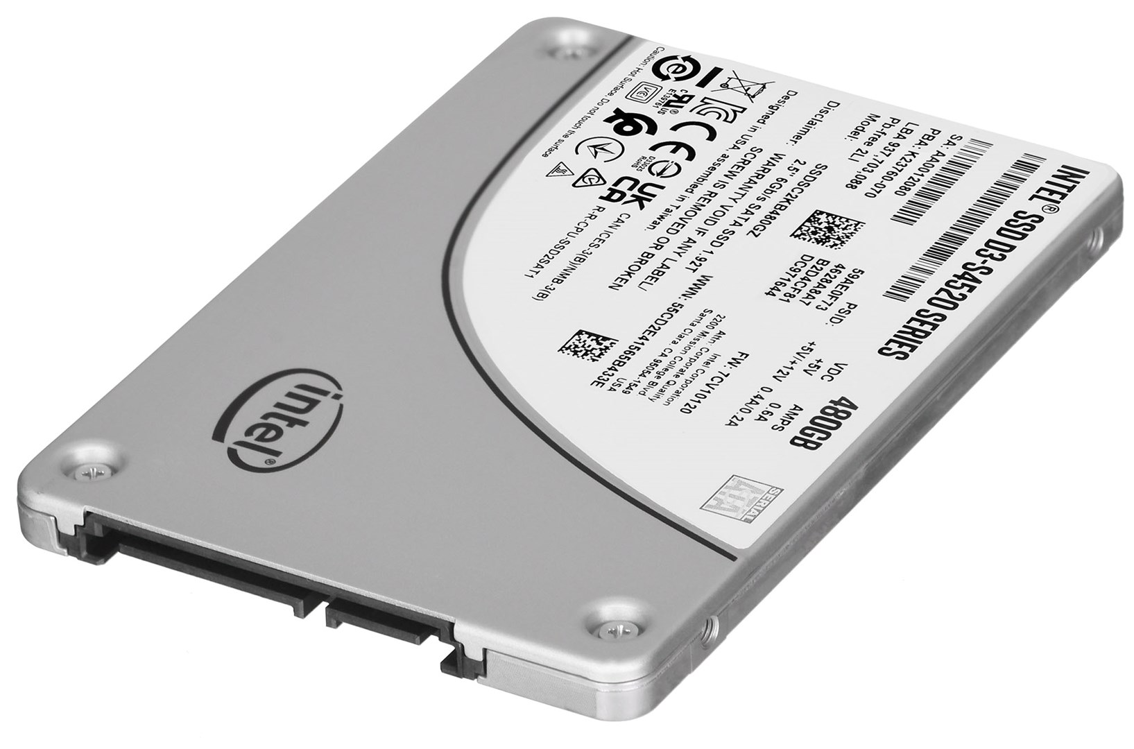 SSD Intel, metallo argentato, con etichette, testo e loghi. L'unità è rettangolare con angoli arrotondati.