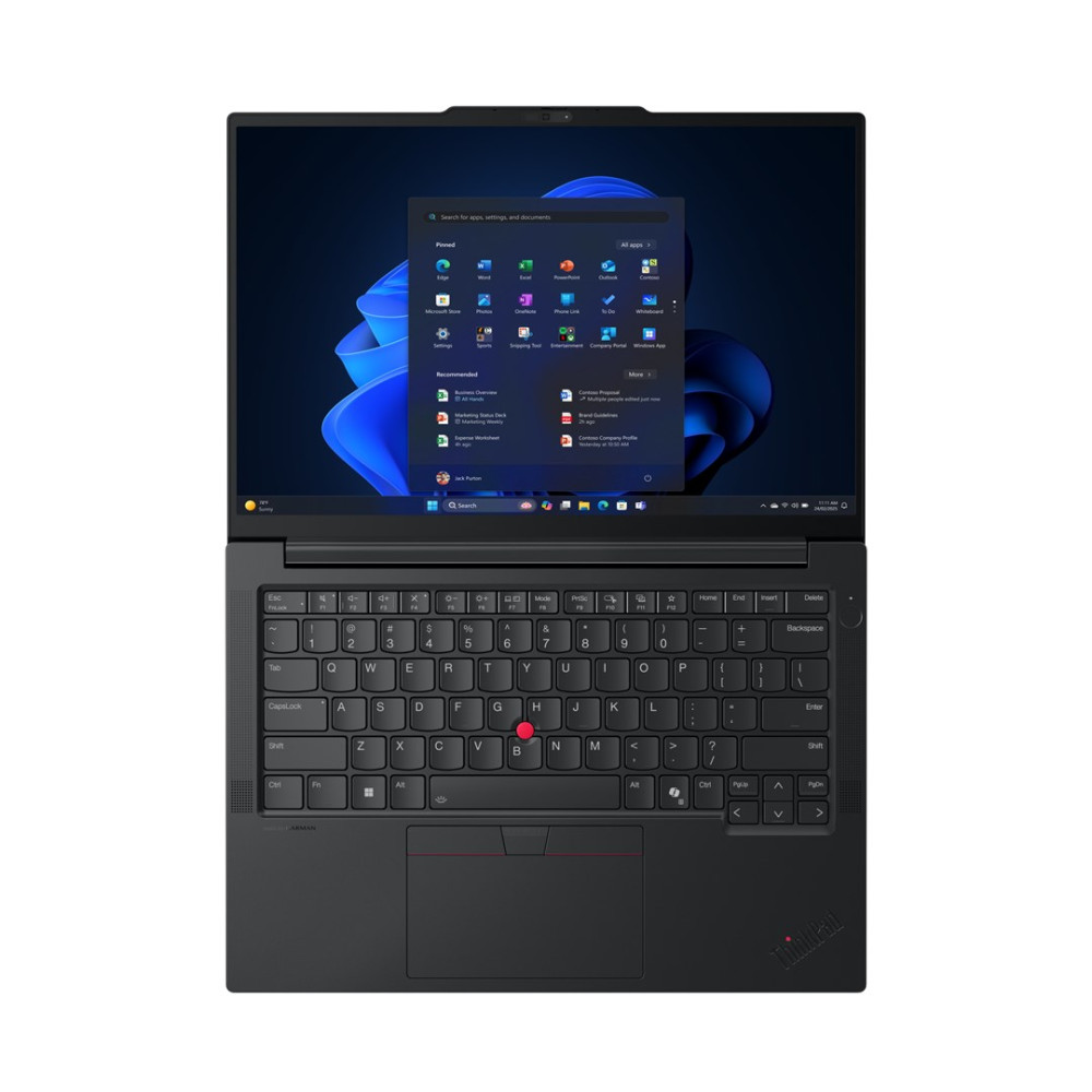 Czarny laptop ThinkPad jest otwarty. Ekran wyświetla menu Start systemu Windows. Klawiatura i touchpad są widoczne.