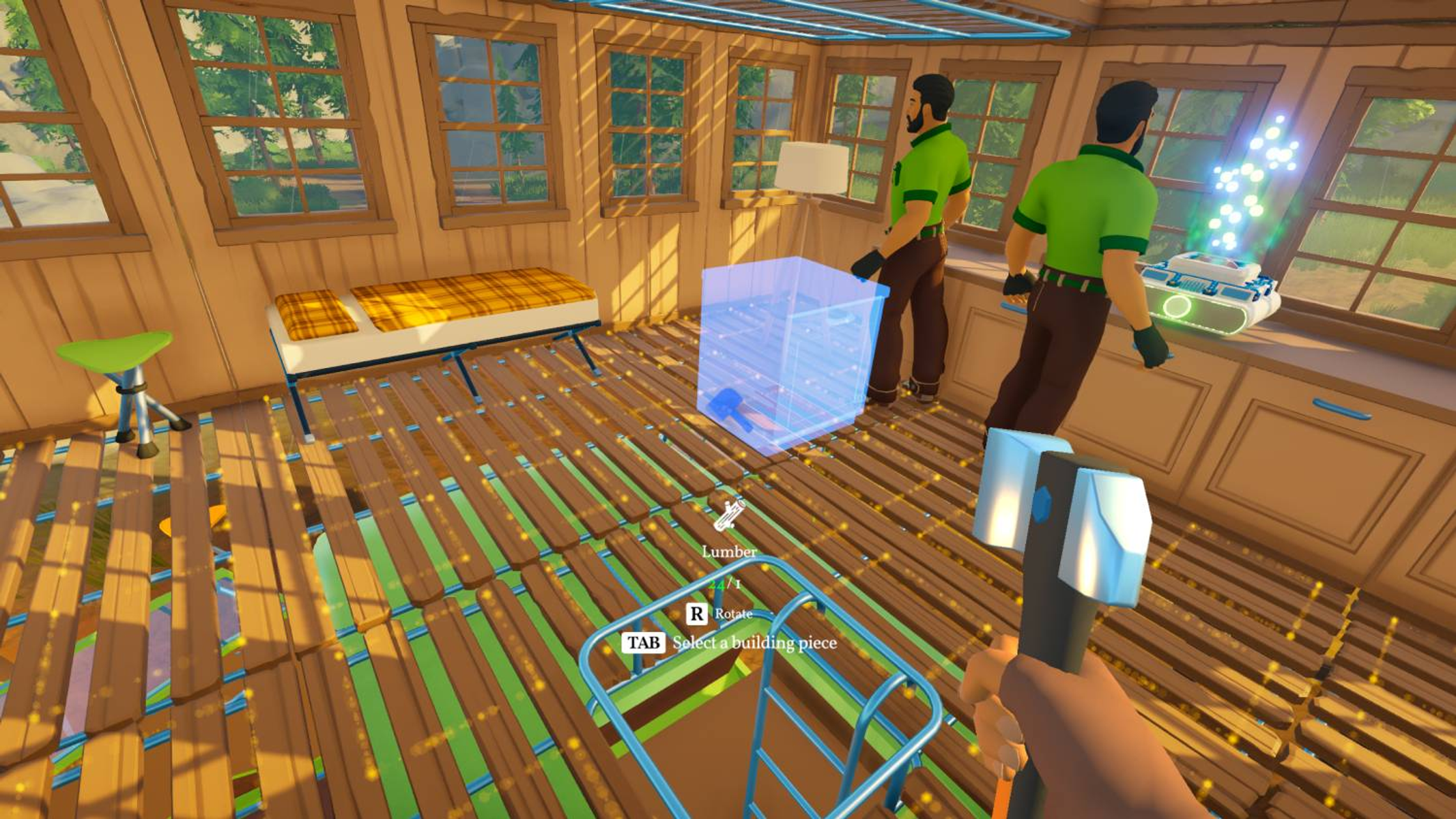 Una scena di gioco con un martello, due personaggi, un letto e un pezzo da costruzione. La scena è al chiuso, con pavimento in legno.