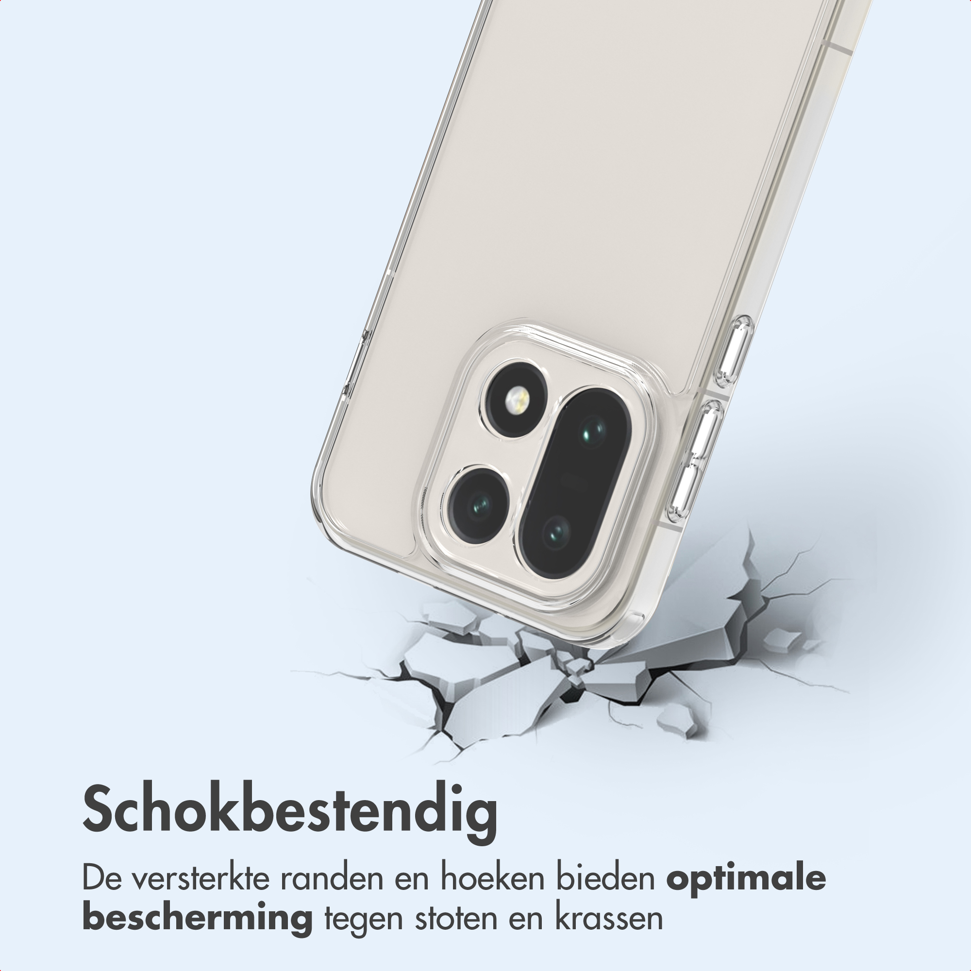 Een telefoon in een doorzichtige hoes valt, met scheuren die ontstaan bij de impact. De telefoon heeft drie lenzen.