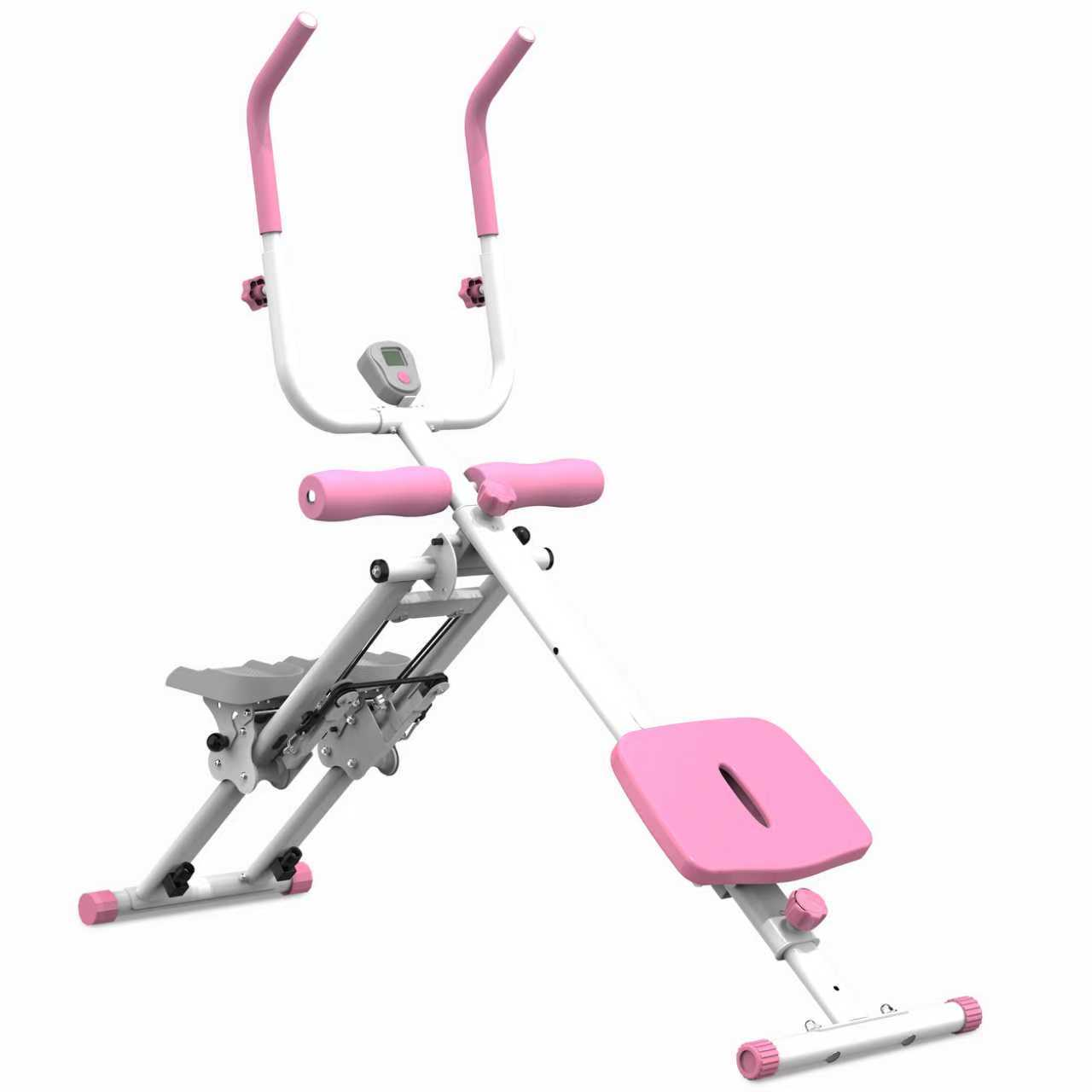 Eine rosa-weiße Trainingsmaschine. Sie hat Griffe, einen Sitz und Fußstützen. Die Maschine ist für Bauchübungen konzipiert.