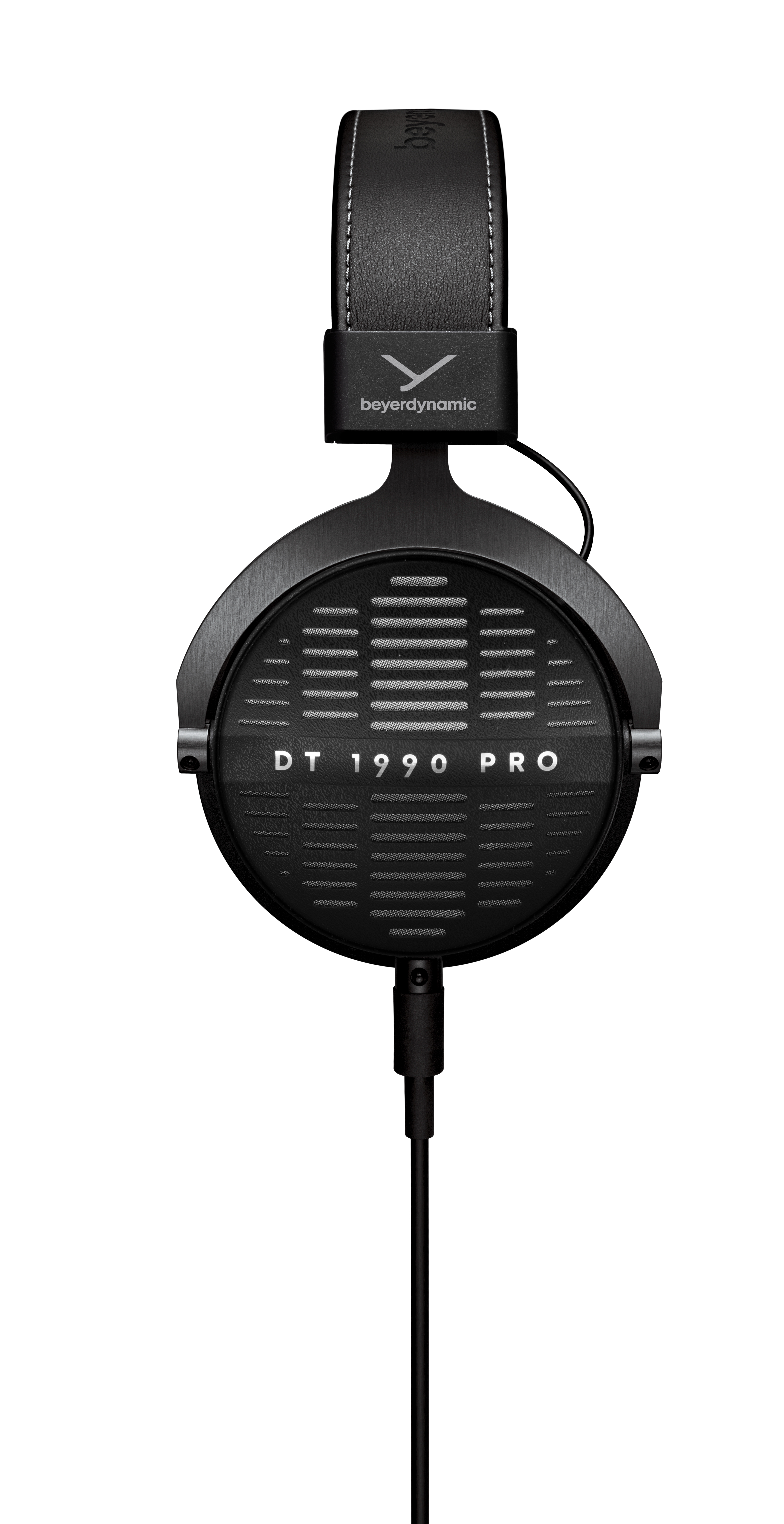 Czarne słuchawki Beyerdynamic DT 1990 PRO na białym tle, widoczne nauszniki, pałąk i kabel.