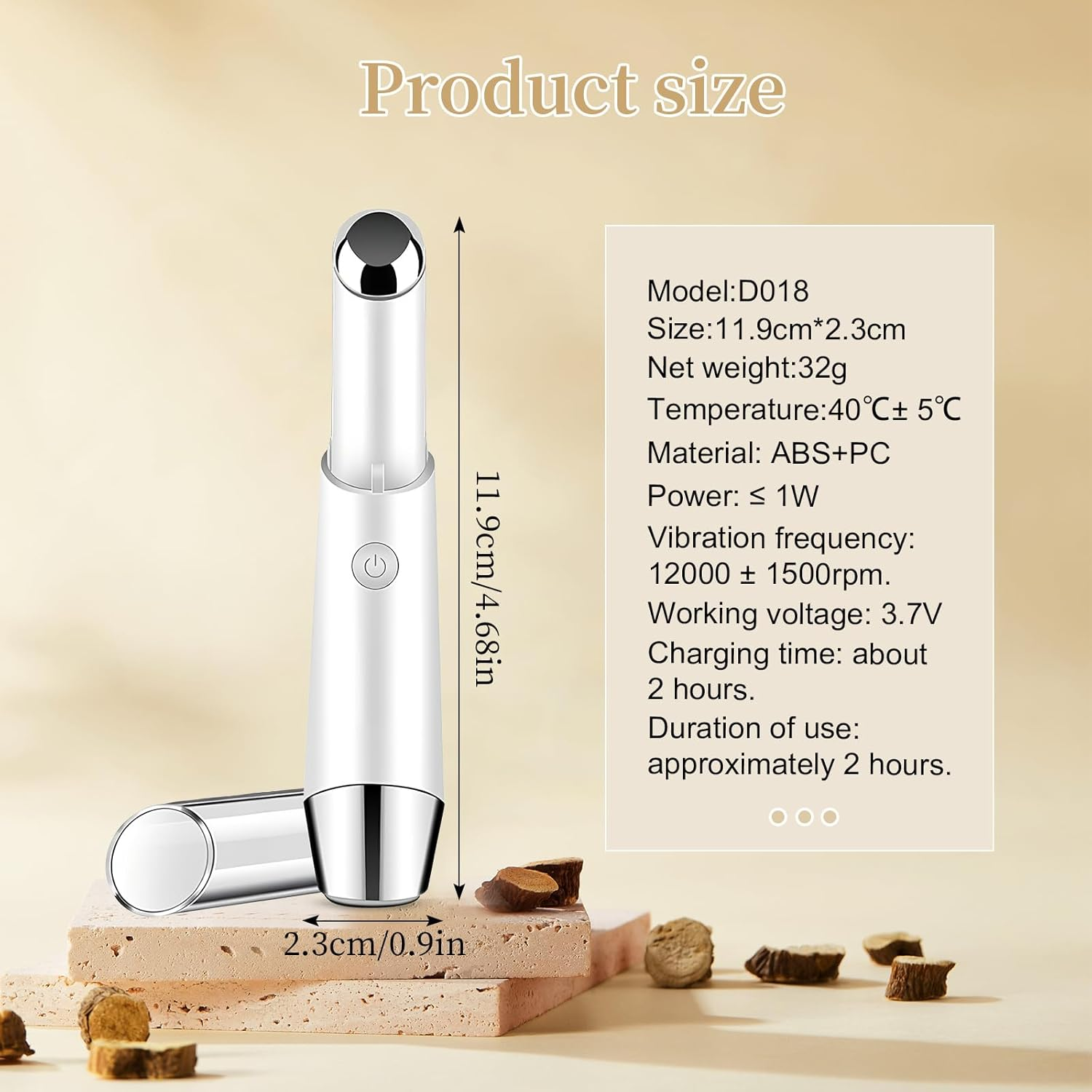 Ein weißes und silbernes Schönheitswerkzeug mit Produktdetails. Es liegt auf einer beigen Steinoberfläche. Der Text 'Produktgröße' steht oben.
