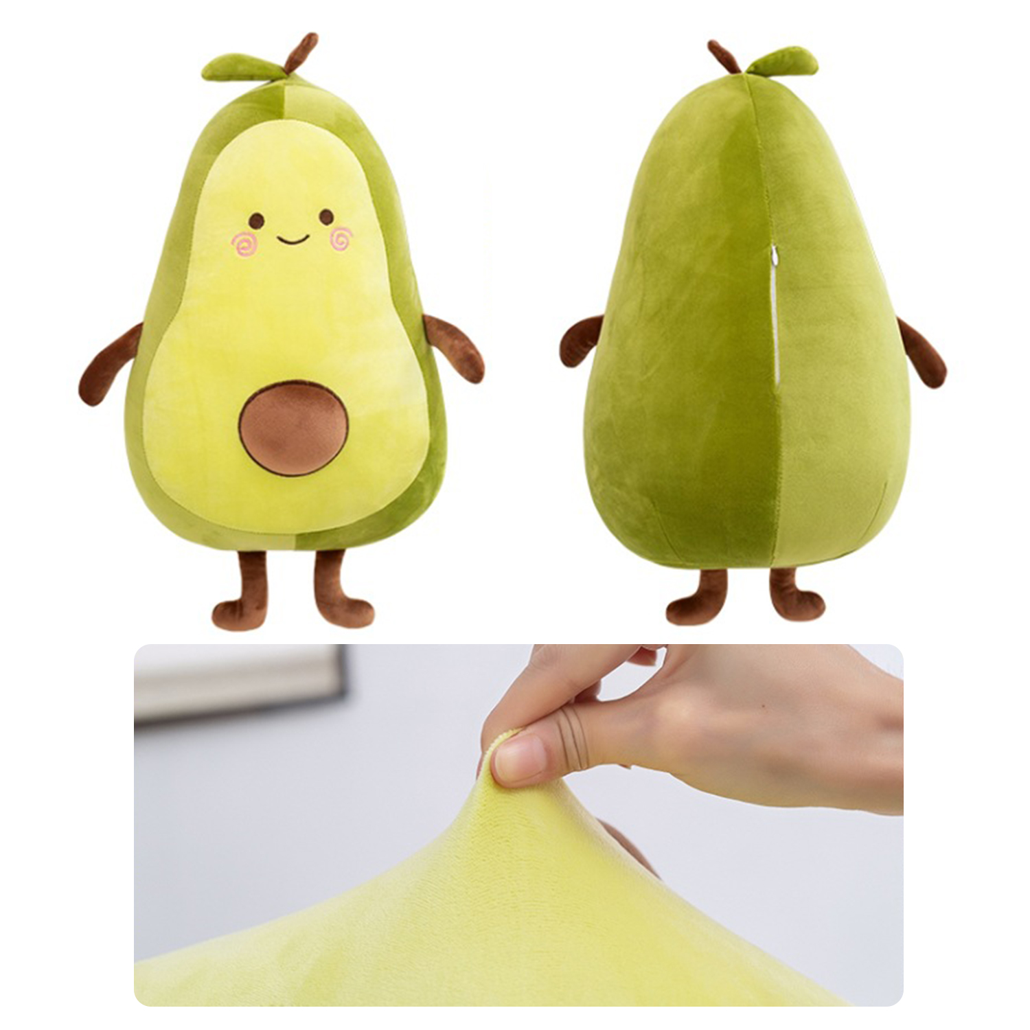 Peluche a forma di avocado con faccina sorridente, braccia e gambe marroni e gambo verde. Una mano tocca il peluche.