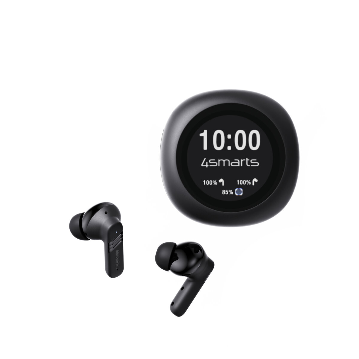 Auricolari wireless neri e custodia di ricarica su sfondo bianco. La custodia mostra l'ora e la batteria. Gli auricolari hanno il logo '4smarts'.