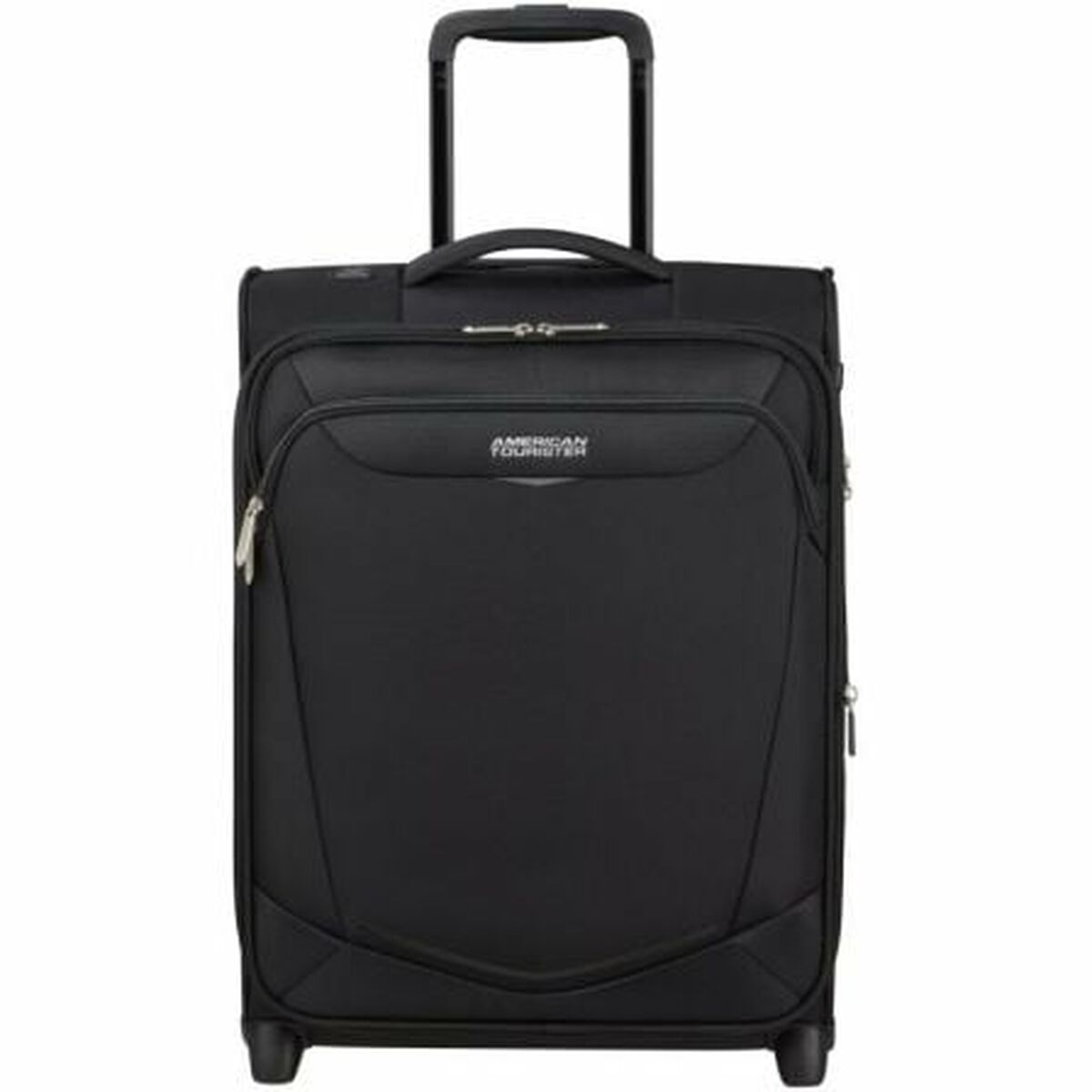 Ein schwarzer American Tourister-Koffer mit ausziehbarem Griff. Er steht aufrecht mit Rädern unten und einer Reißverschluss-Vordertasche.