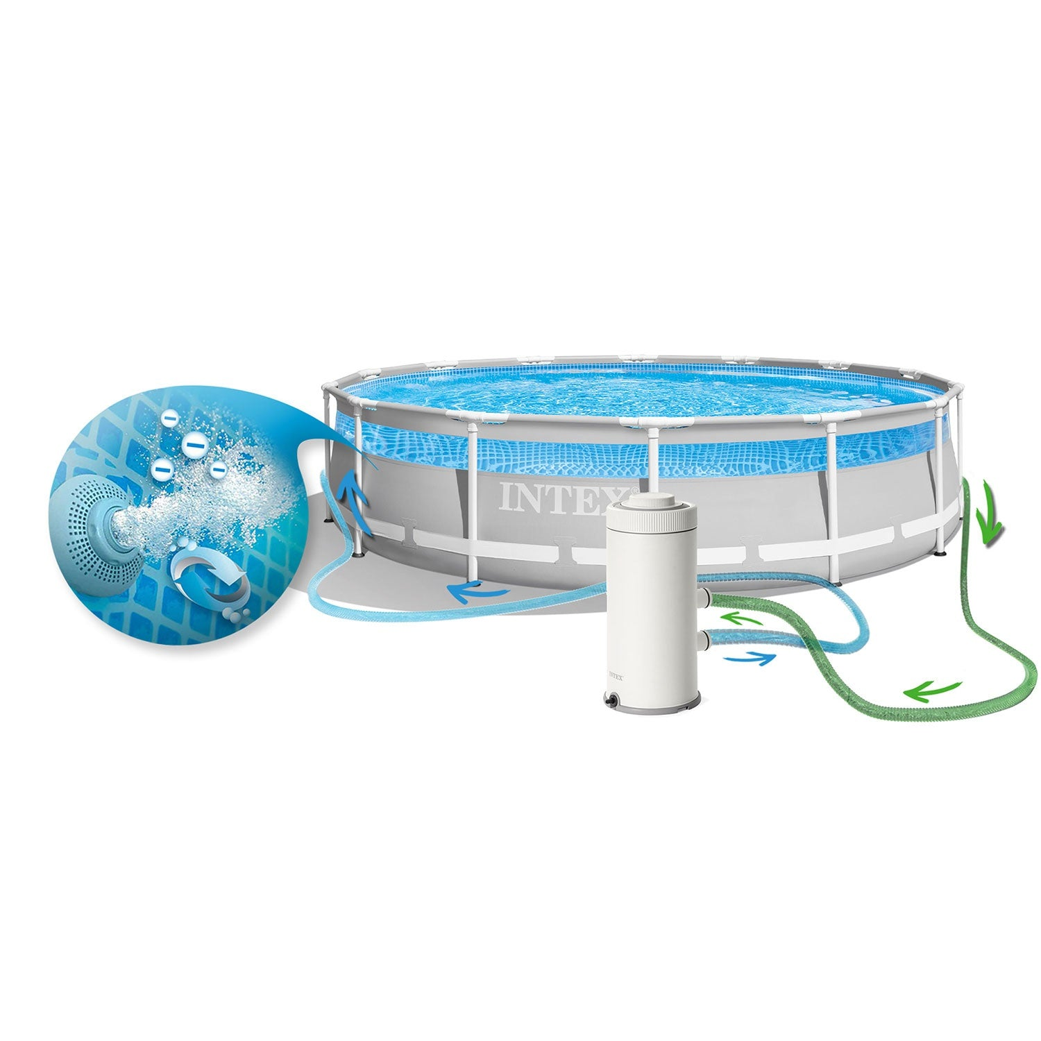 Una piscina elevada con agua, un sistema de filtración y mangueras. El agua es azul y la piscina tiene lados grises.