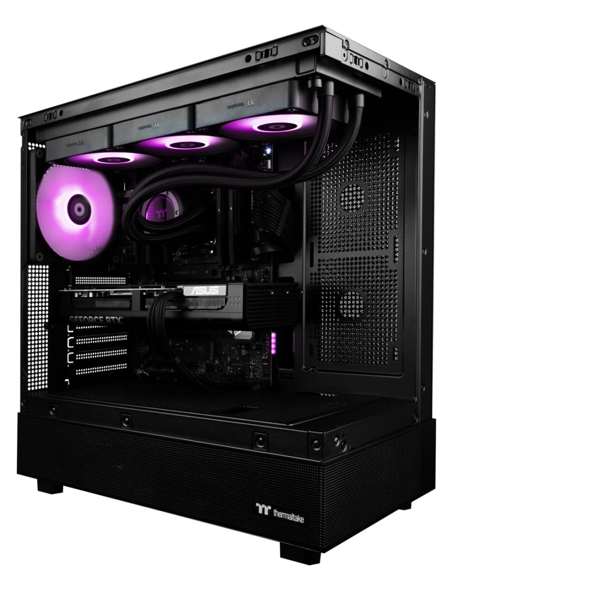 Ein schwarzes Computergehäuse mit pinkfarbenen LED-Leuchten. Komponenten im Inneren sichtbar, darunter eine Grafikkarte und ein Flüssigkeitskühlsystem.