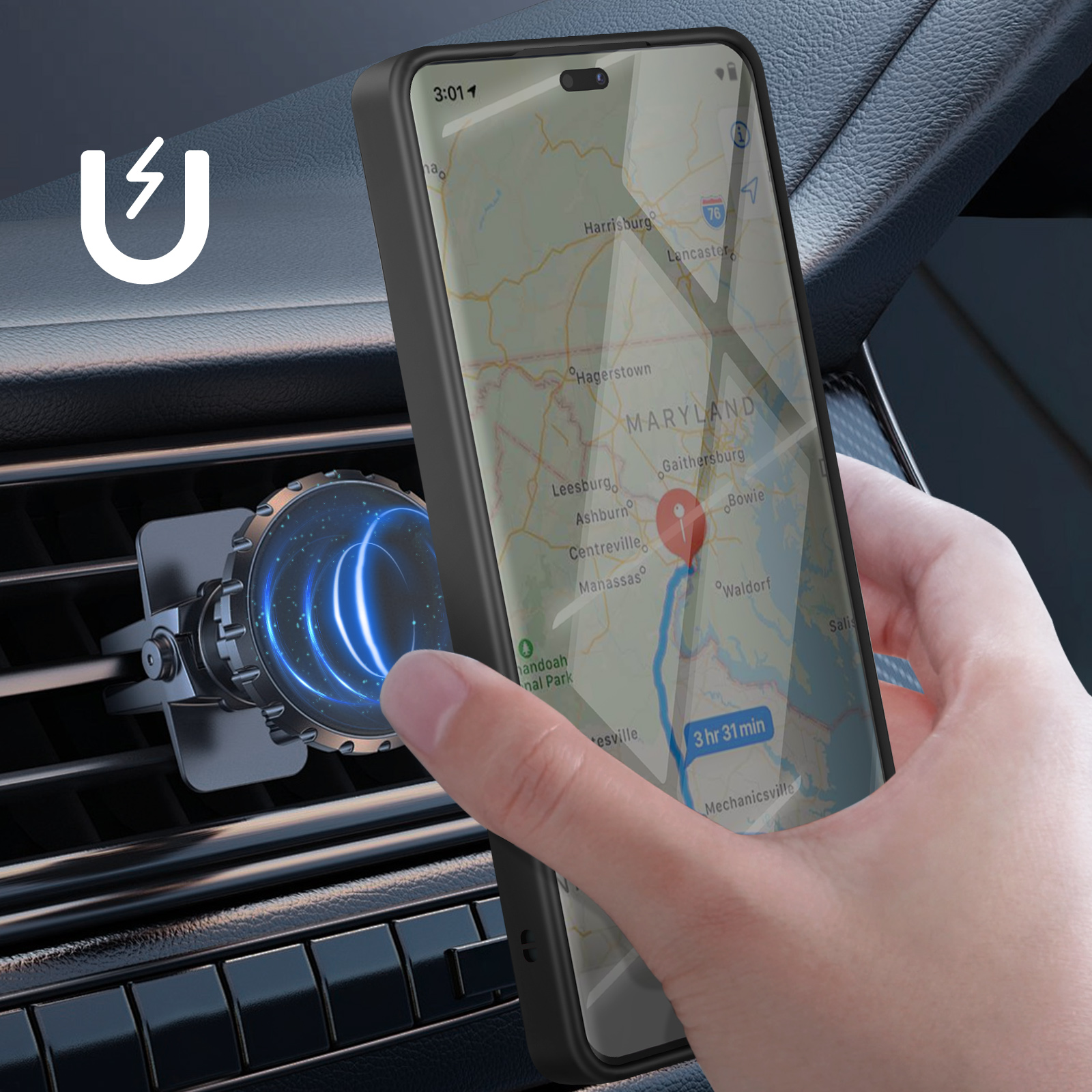 Un telefono che mostra una mappa viene tenuto vicino a un supporto per telefono montato sulla bocchetta dell'auto. La mano tocca lo schermo del telefono. L'ora è 3:01.