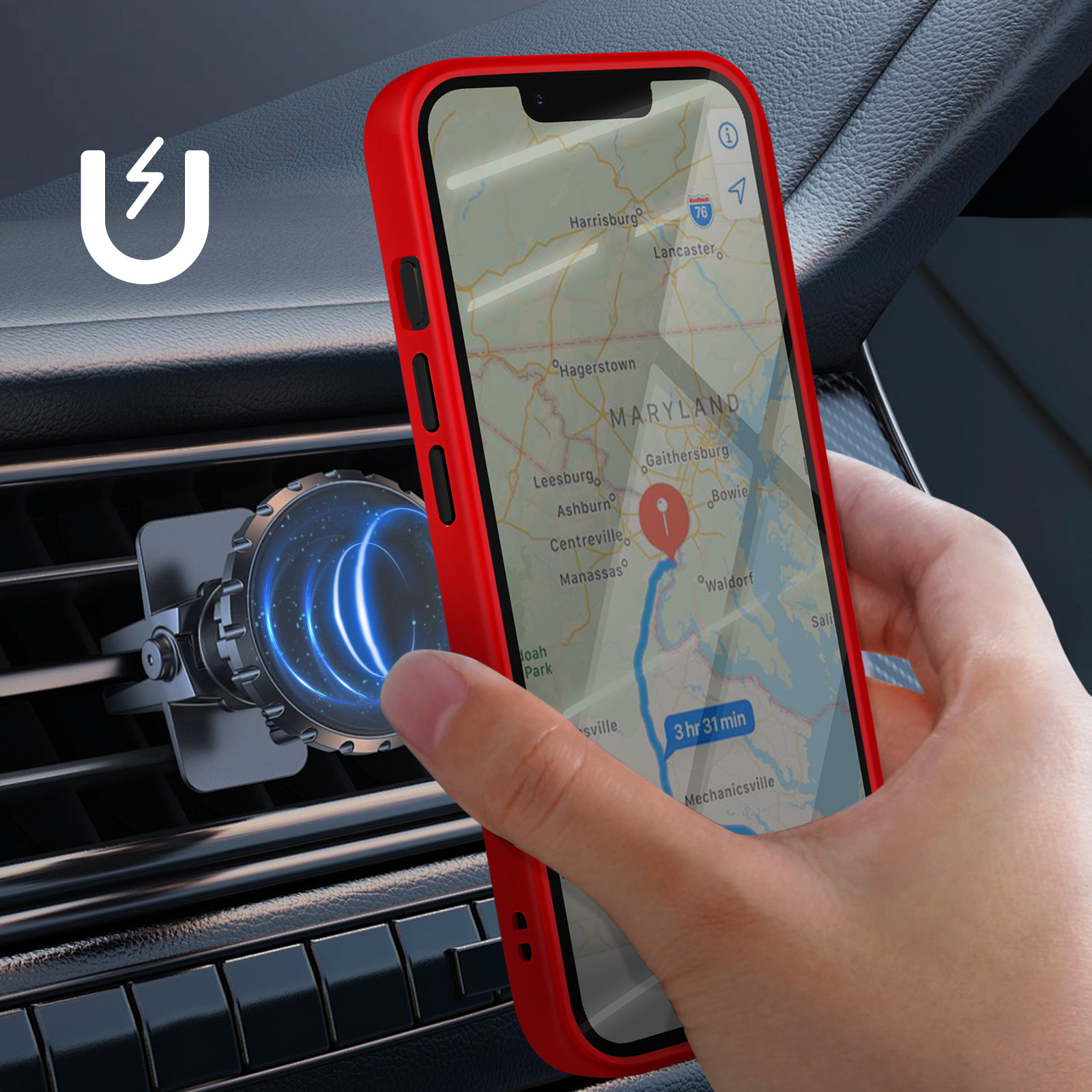 Een telefoon in een rode hoes toont een kaart, vastgehouden in de buurt van een ventilatierooster van een auto. Een hand houdt de telefoon vast.