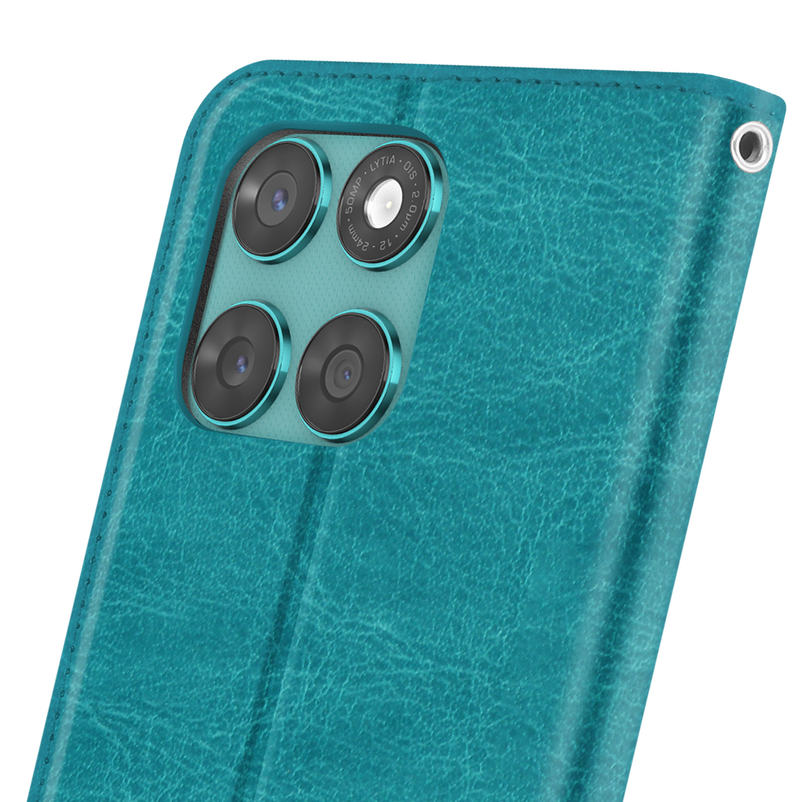 Primo piano di una custodia per telefono verde acqua con più obiettivi. La custodia ha un aspetto in pelle strutturata.