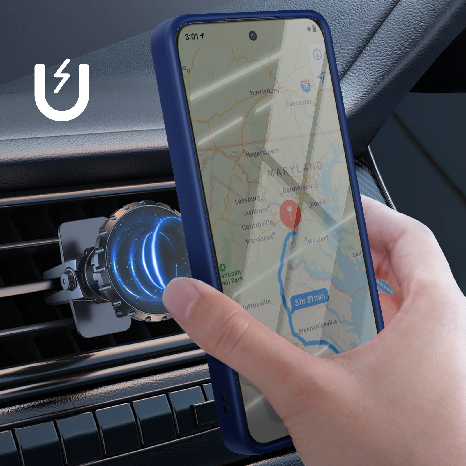Un telefono con una mappa è attaccato a una presa d'aria dell'auto. Una mano tiene il telefono. Il telefono ha una custodia blu.