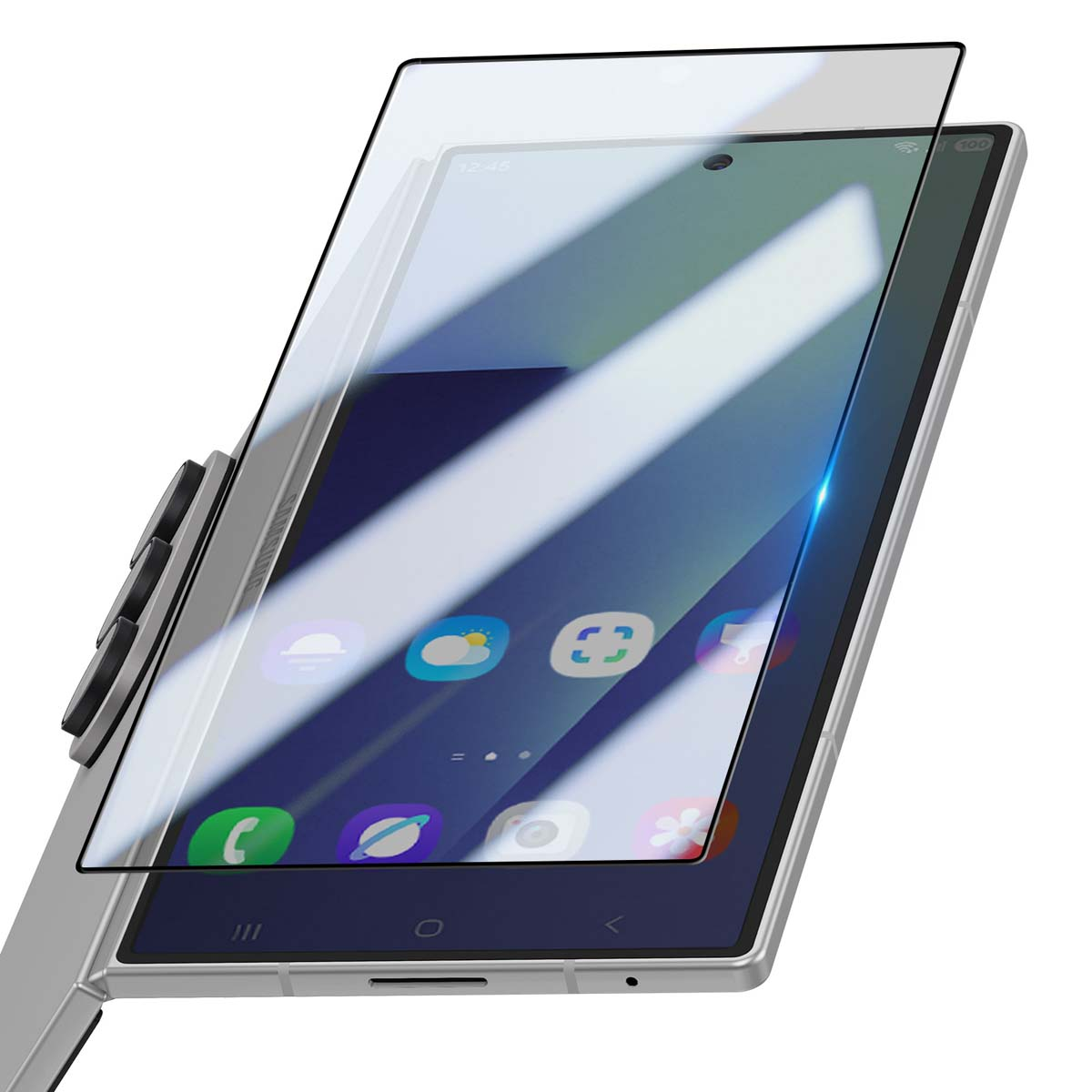 Een smartphone met een schermbeschermer. Het scherm toont app-iconen. De telefoon is zilver met zwarte accenten en een zwart frame.