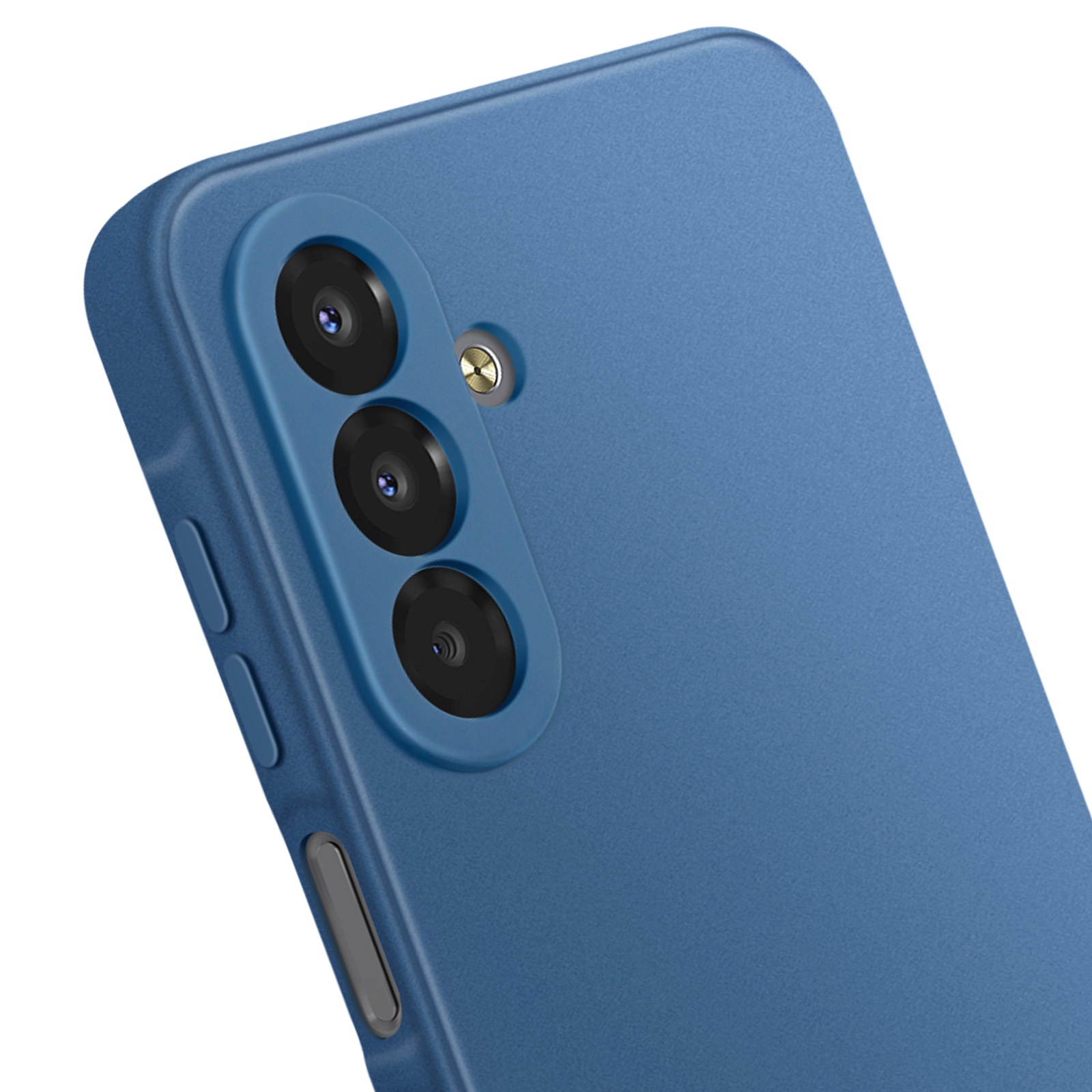 Primo piano di una custodia blu per telefono con tre obiettivi della fotocamera. La custodia ha una superficie strutturata e su sfondo bianco.